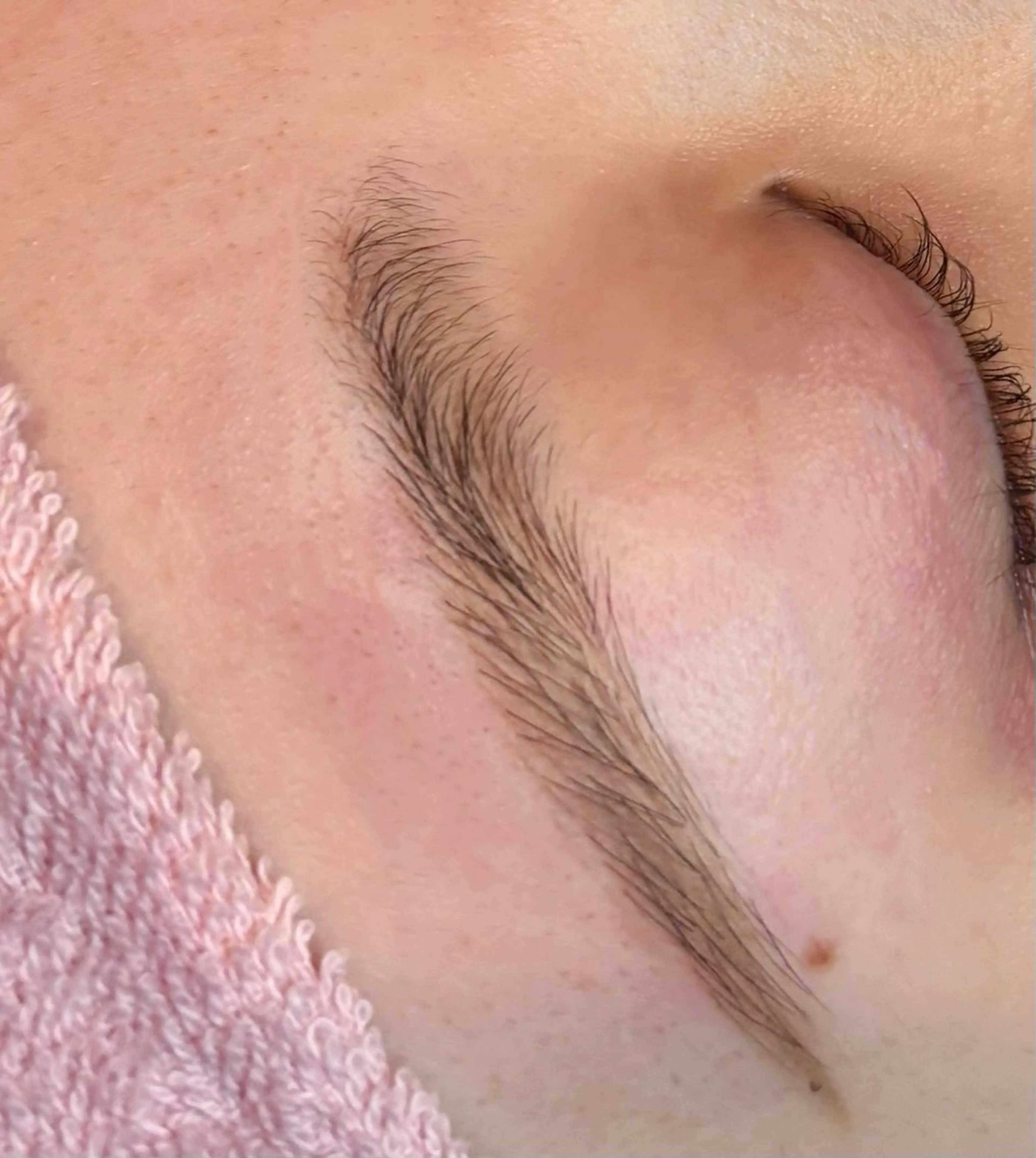 アイブロウ ワックス脱毛 小川 ゆうなのマツエク・マツパデザイン