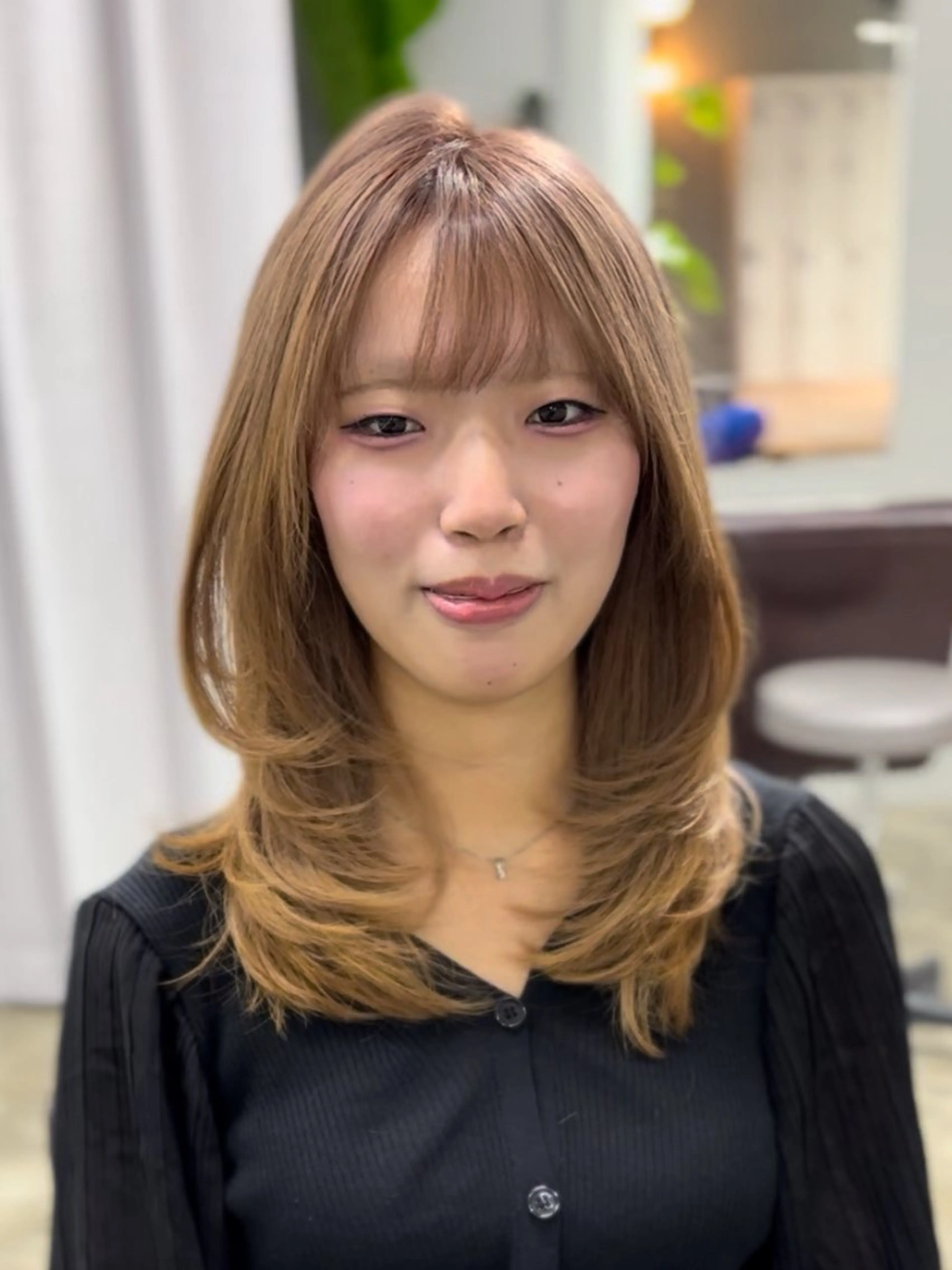 セミロング レイヤーカット 朋生/トップスタイリ スト/メンズパーマのヘアスタイル