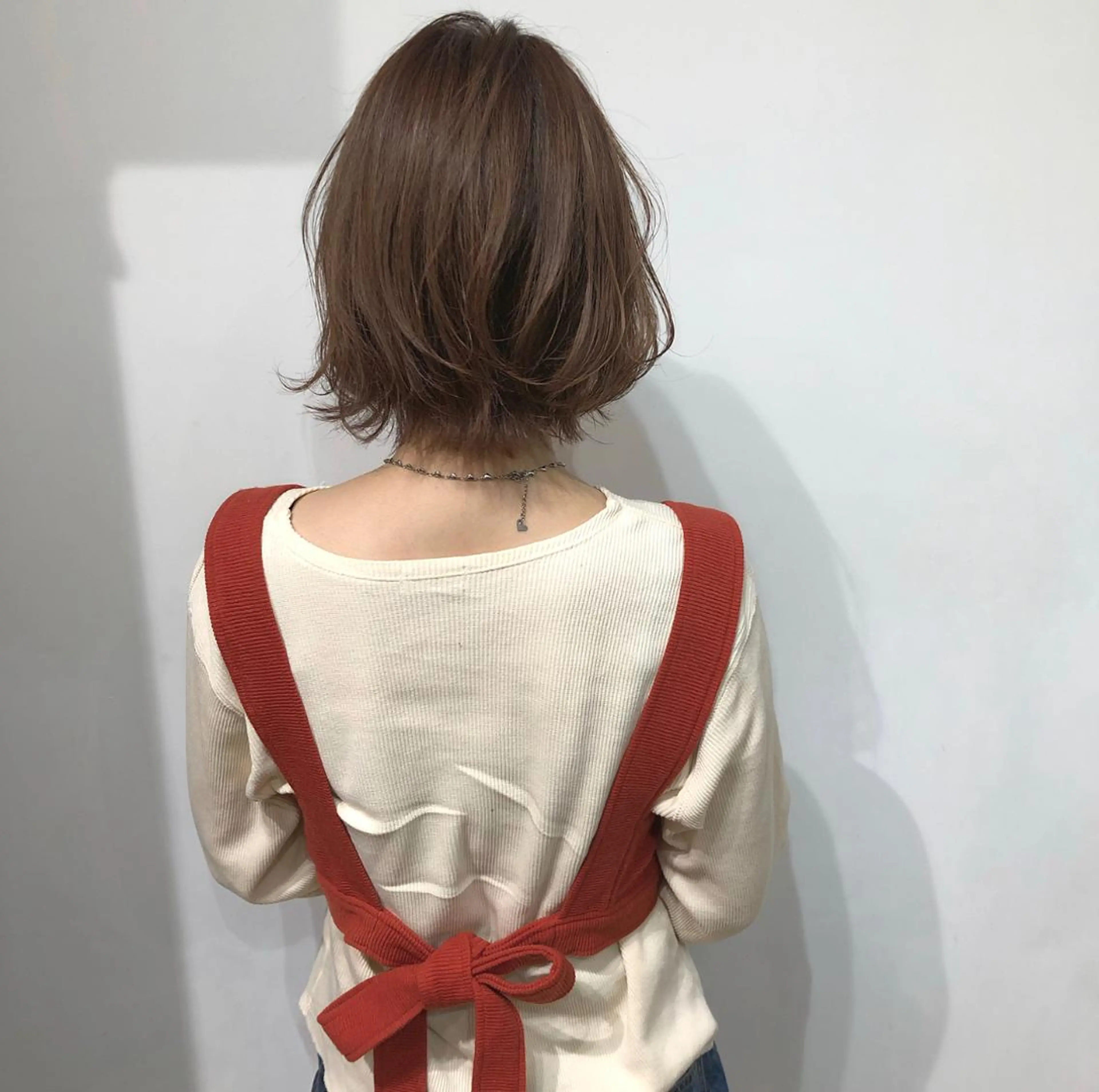 ミディアム カラー stylist店長 岡本真依のヘアスタイル
