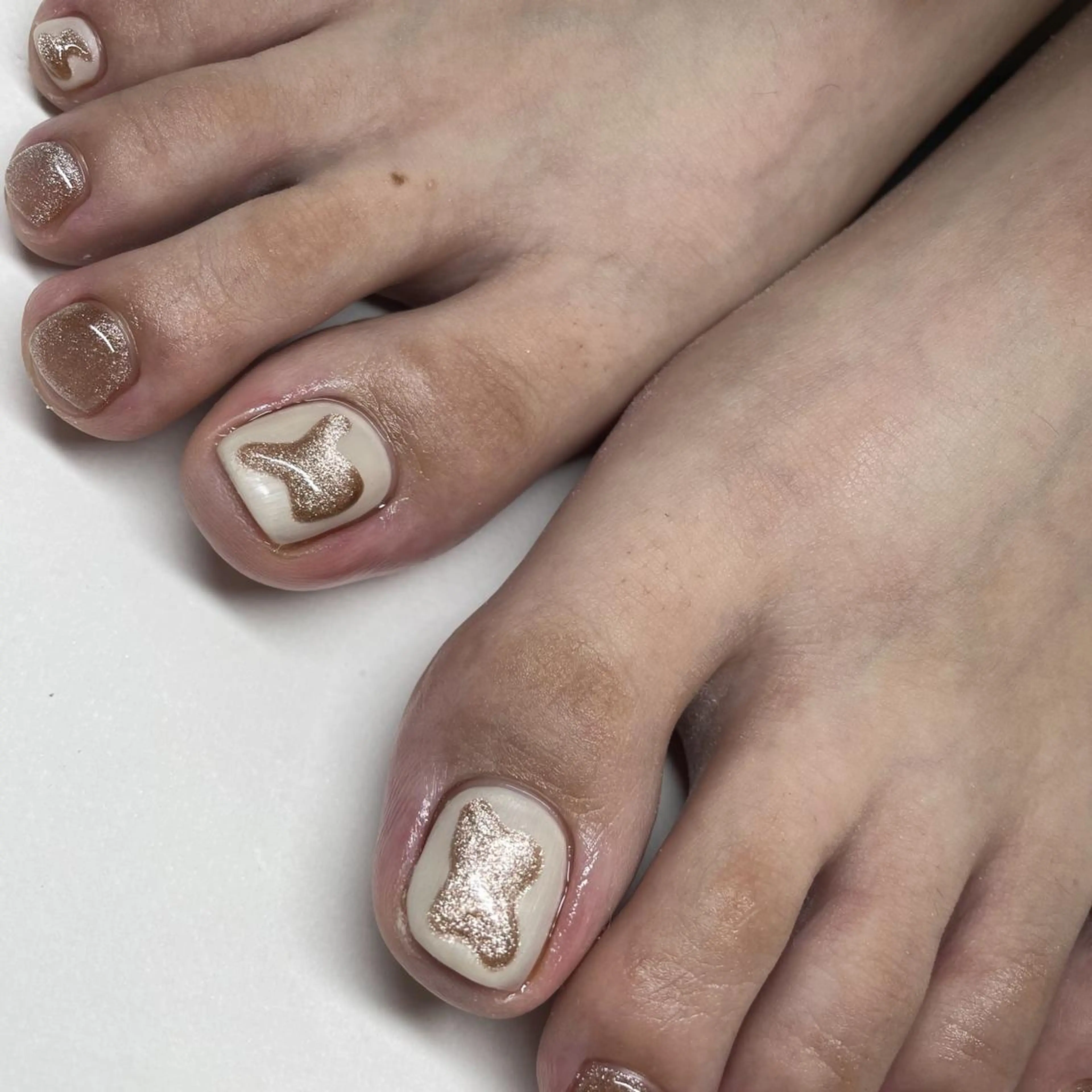 ネイル 🫧aku🫧 自由が丘／フィルインのネイルデザイン