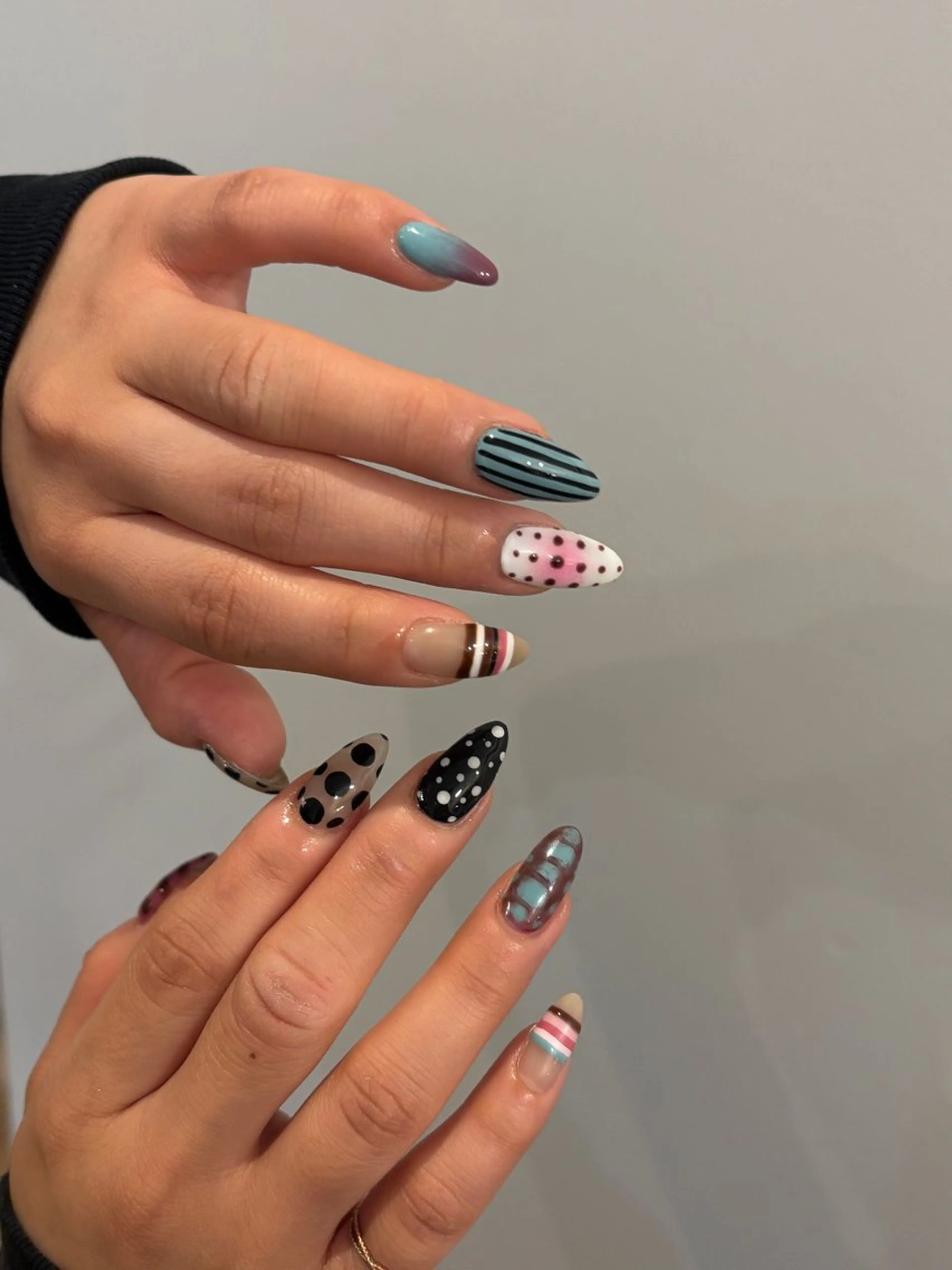 ミディアム Siita Yukiのネイルデザイン