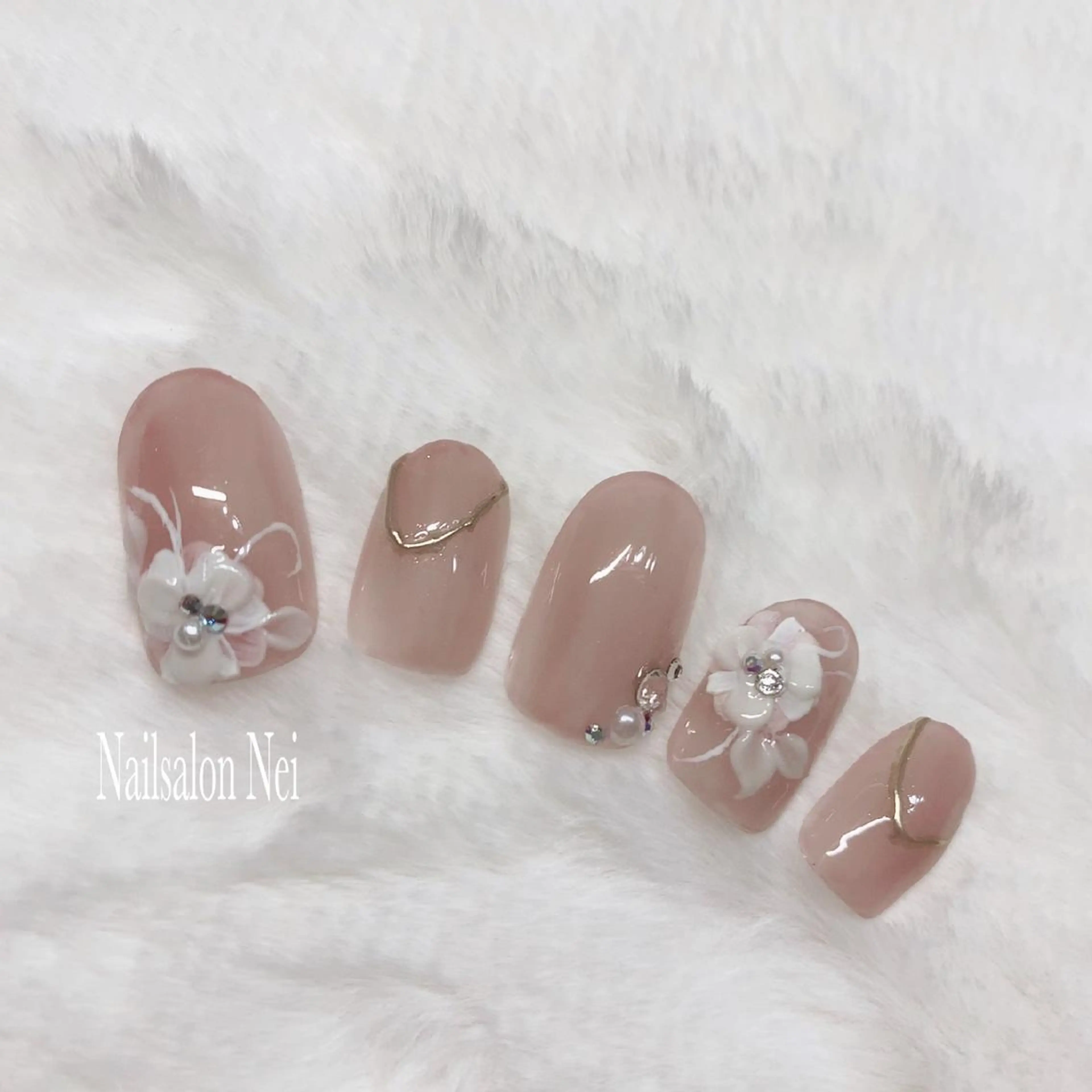 ネイル Nailsalon Ｒ《喜多見3分》のネイルデザイン