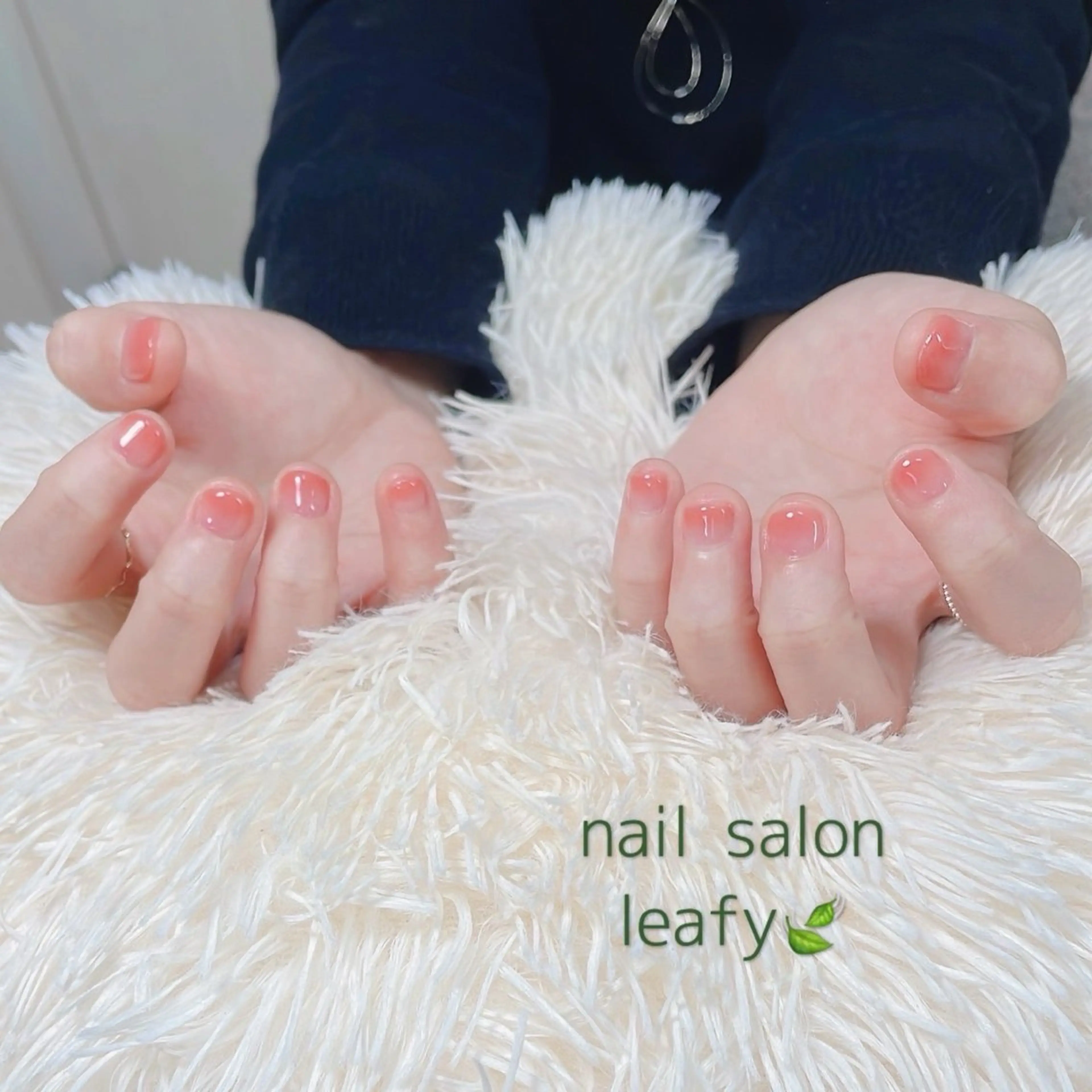 ネイル グラデーション オレンジ ショートネイル ネイルサロン leafyのネイルデザイン