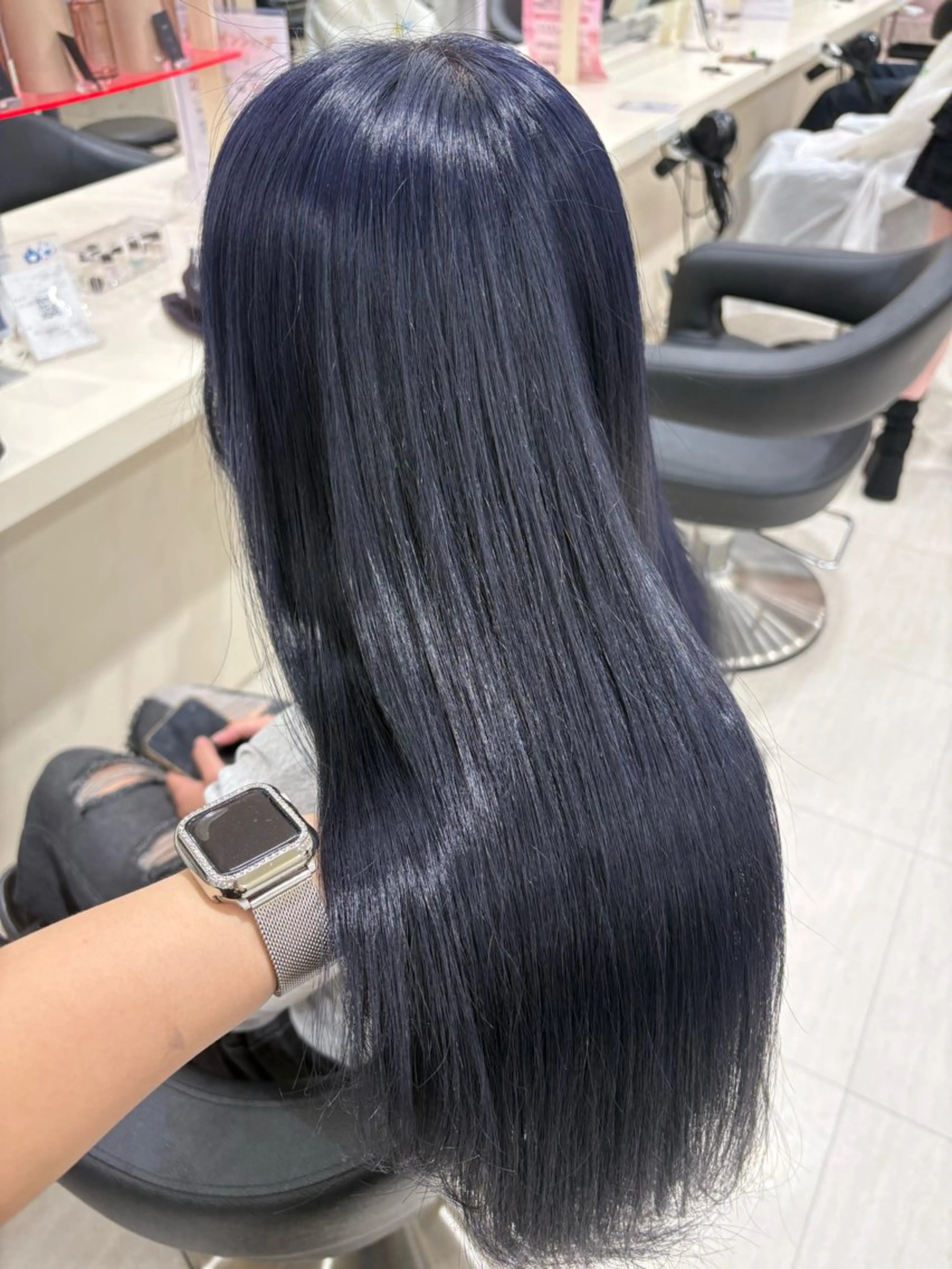 セミロング カラー ヘアアレンジ ヘアカラー 💟RINNA 艶カラー💟のヘアスタイル