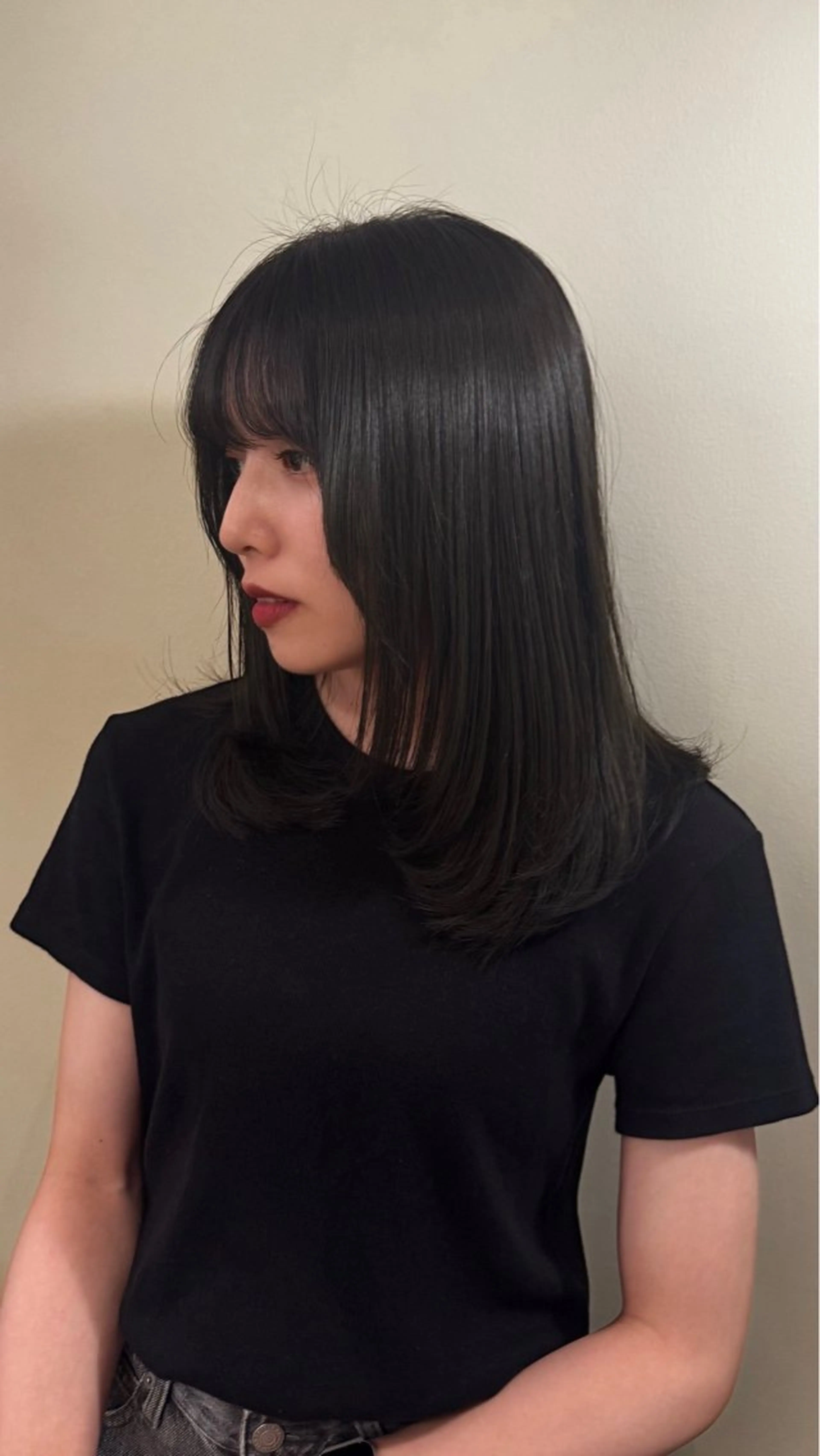 カラー ヘアカラー トリートメント ピエドプール NINAのヘアスタイル