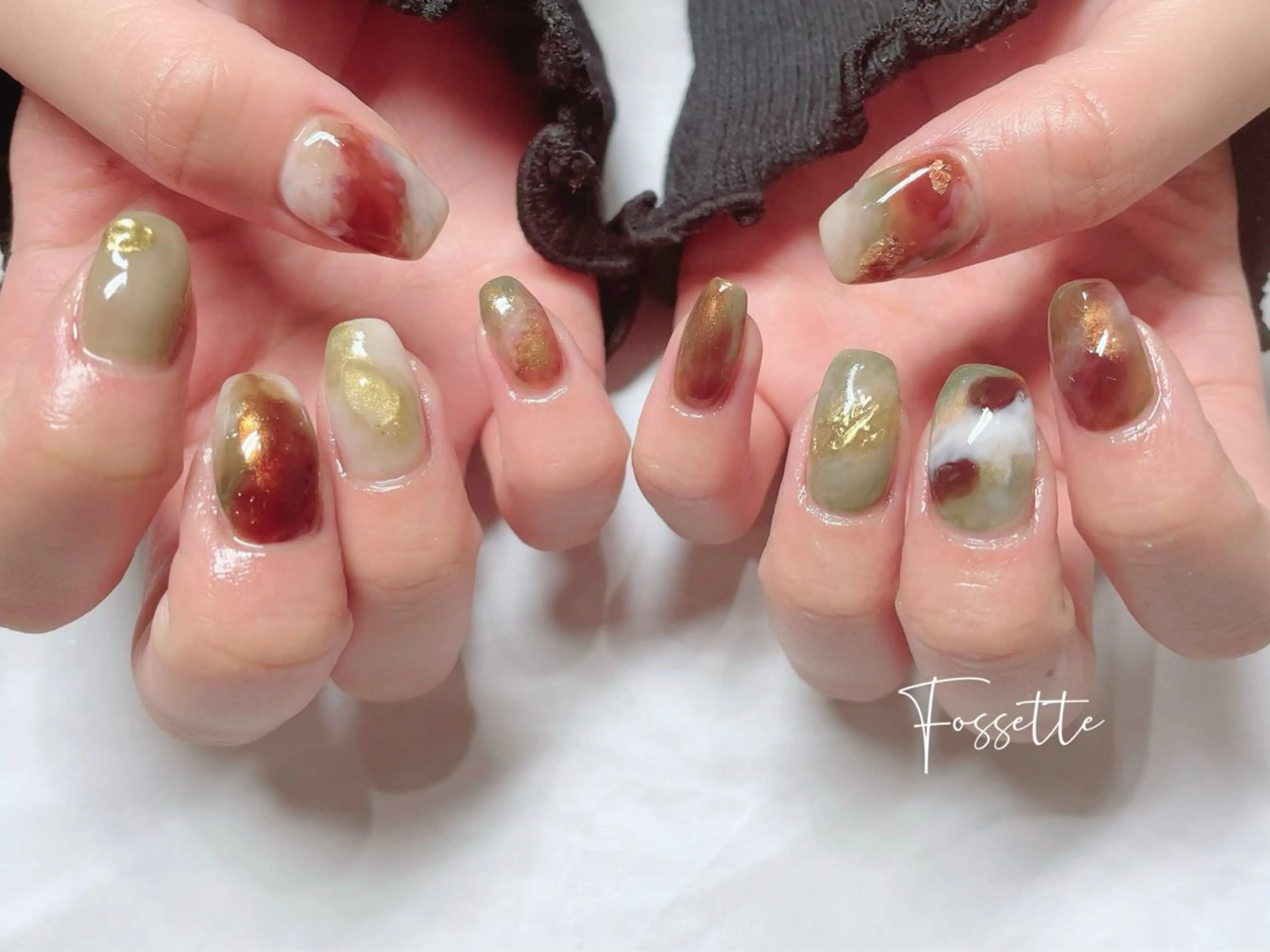 ネイル ブラウン ミラーネイル ニュアンスネイル ぷっくりネイル nailsalon Fossetteのネイルデザイン