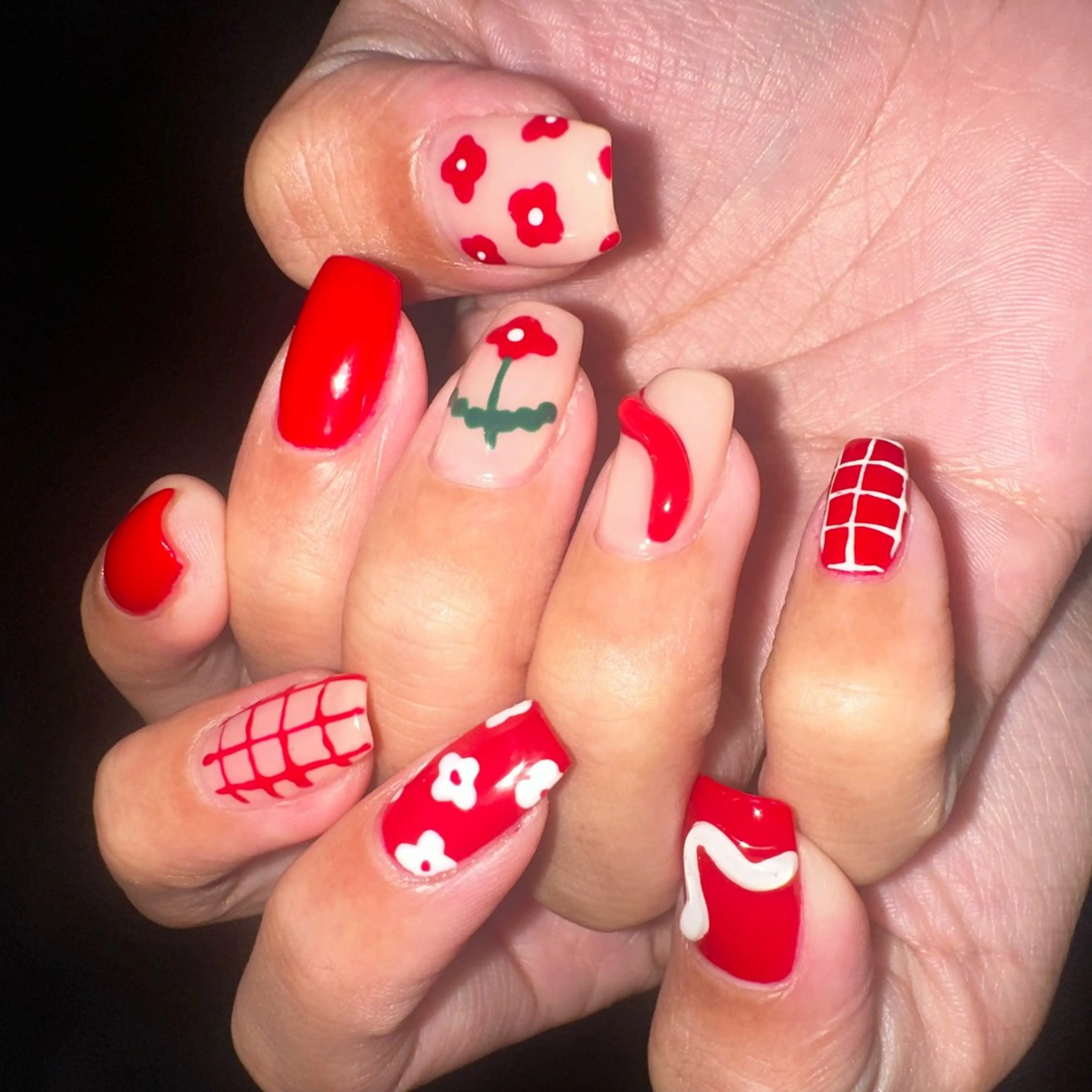 ネイル ハンドネイル フットネイル YukaRyu /癖デザインのネイルデザイン