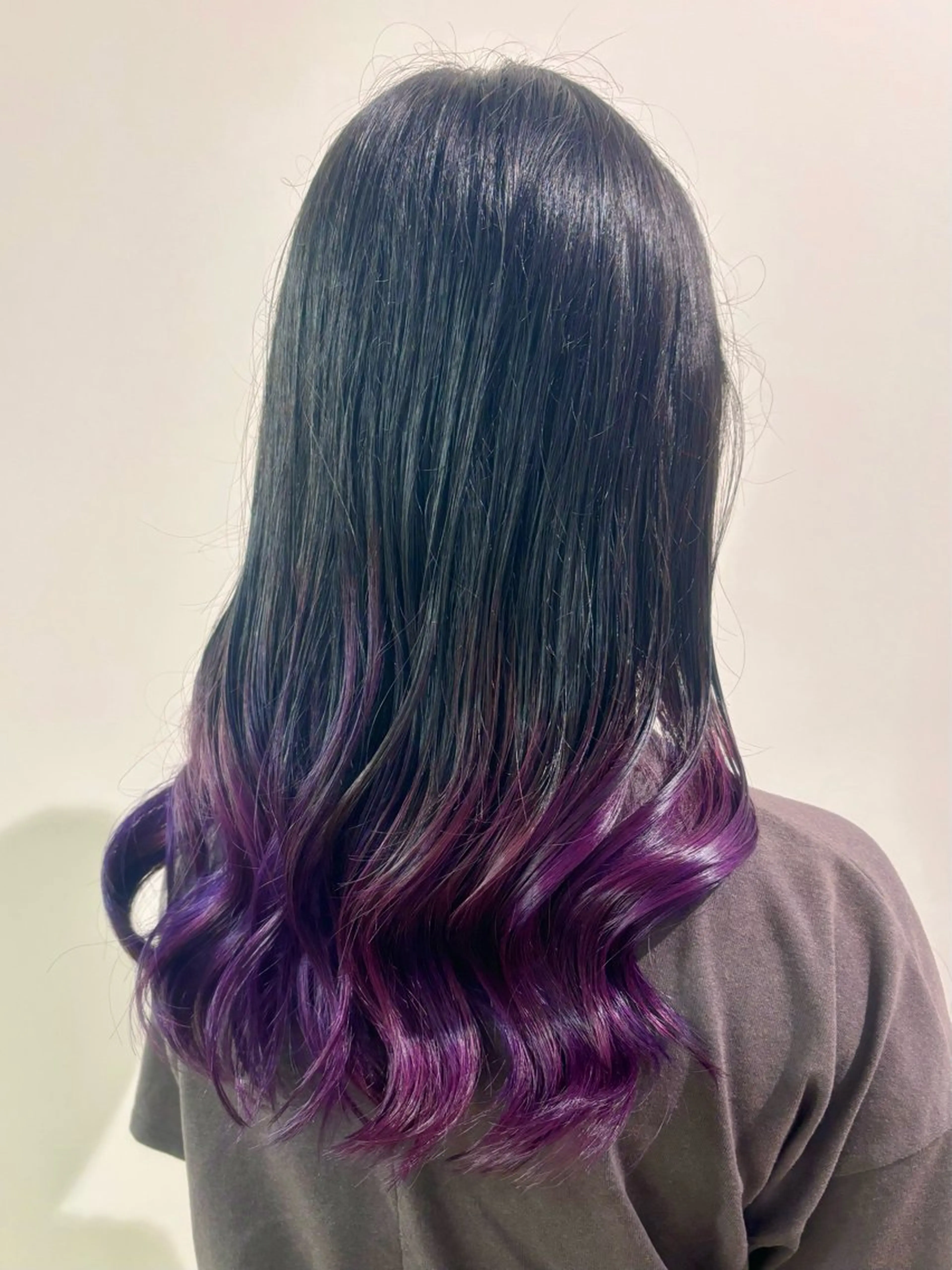 ロング カラー 古川 琴美のヘアスタイル