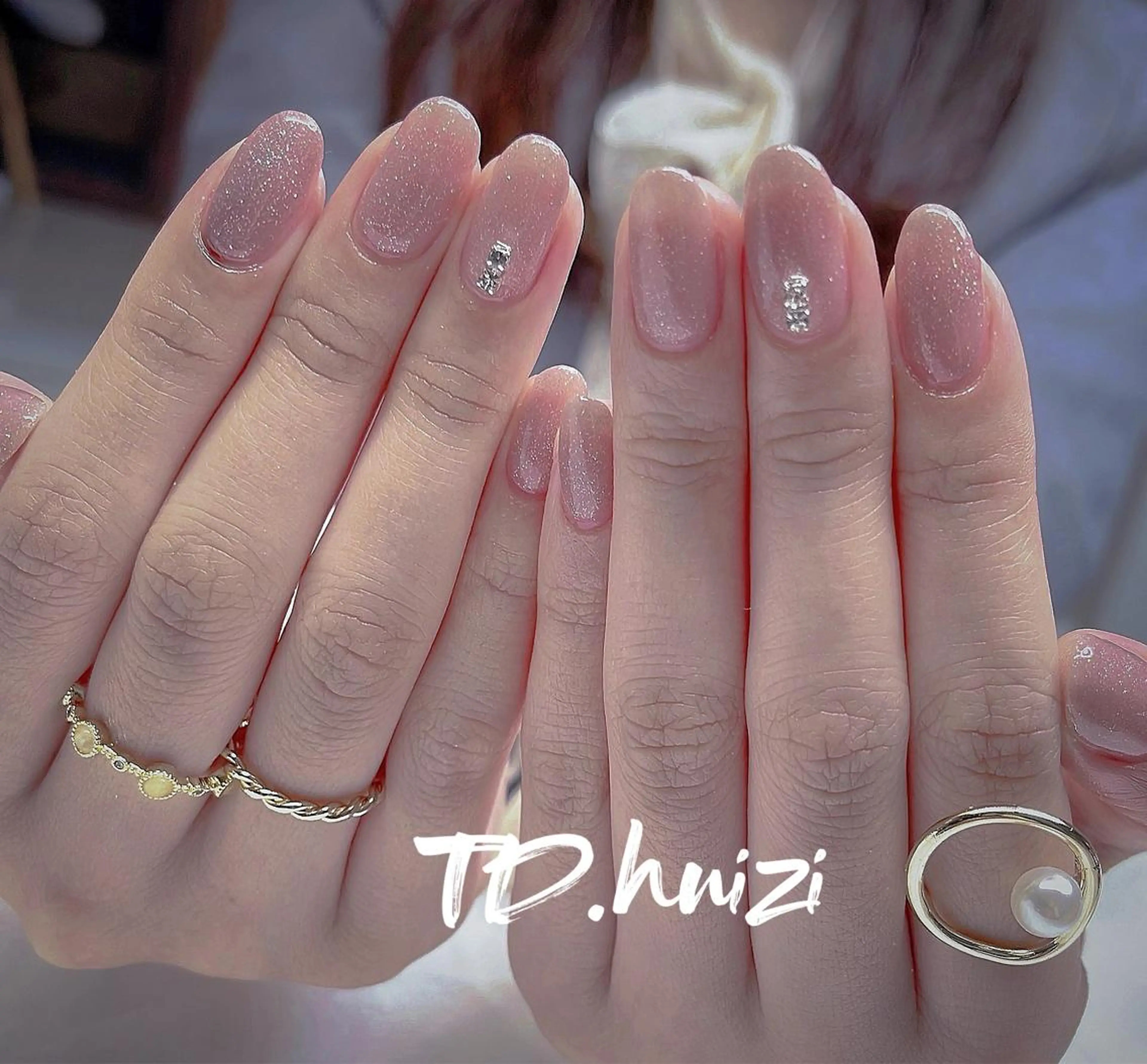 ミディアム ハンドネイル めぐみのネイルサロン スタッフ練習のネイルデザイン