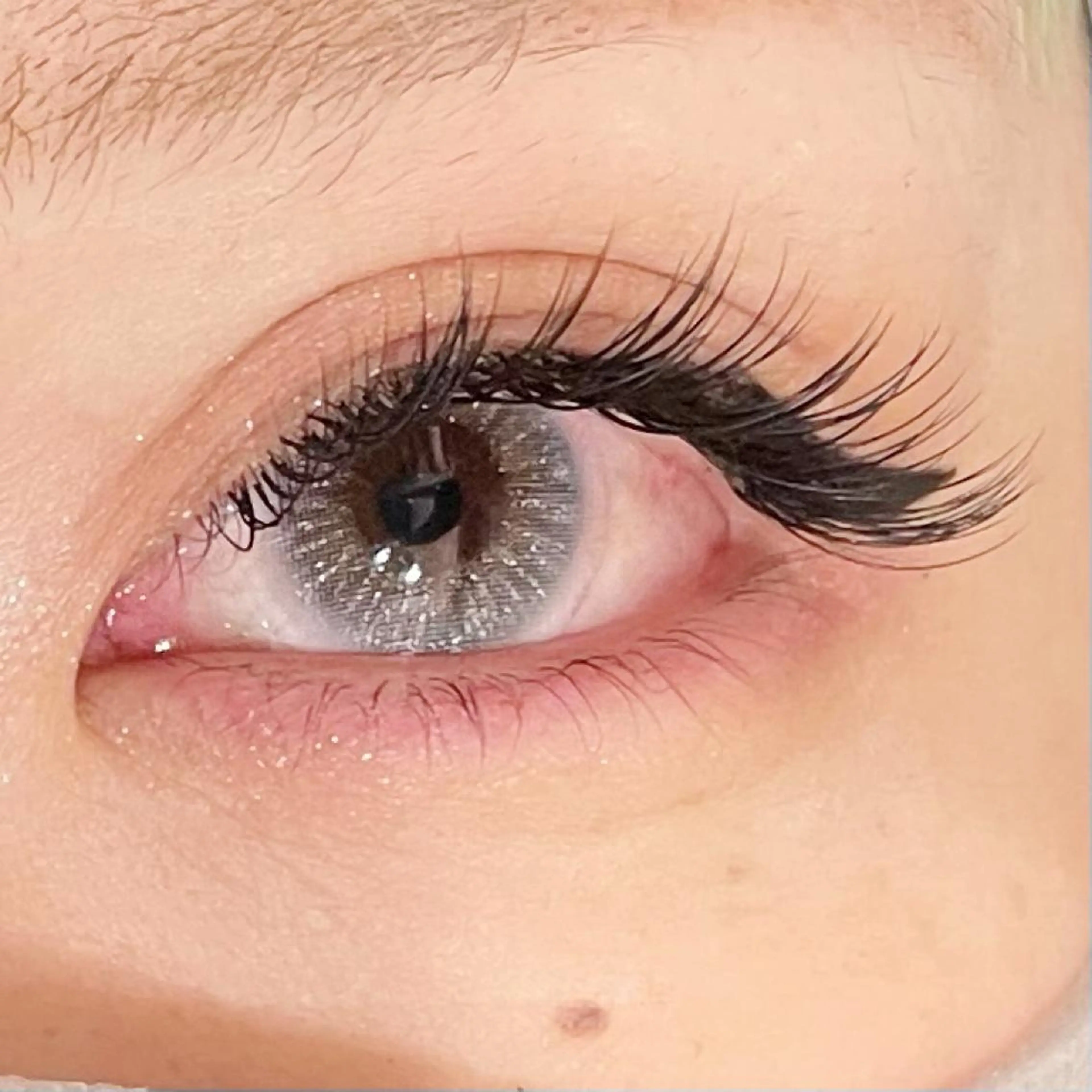 マツエク・マツパ ゴージャス マツエク 西村 未羽/ﾏﾂｴｸ /網紅/ﾊﾟﾘのマツエク・マツパデザイン