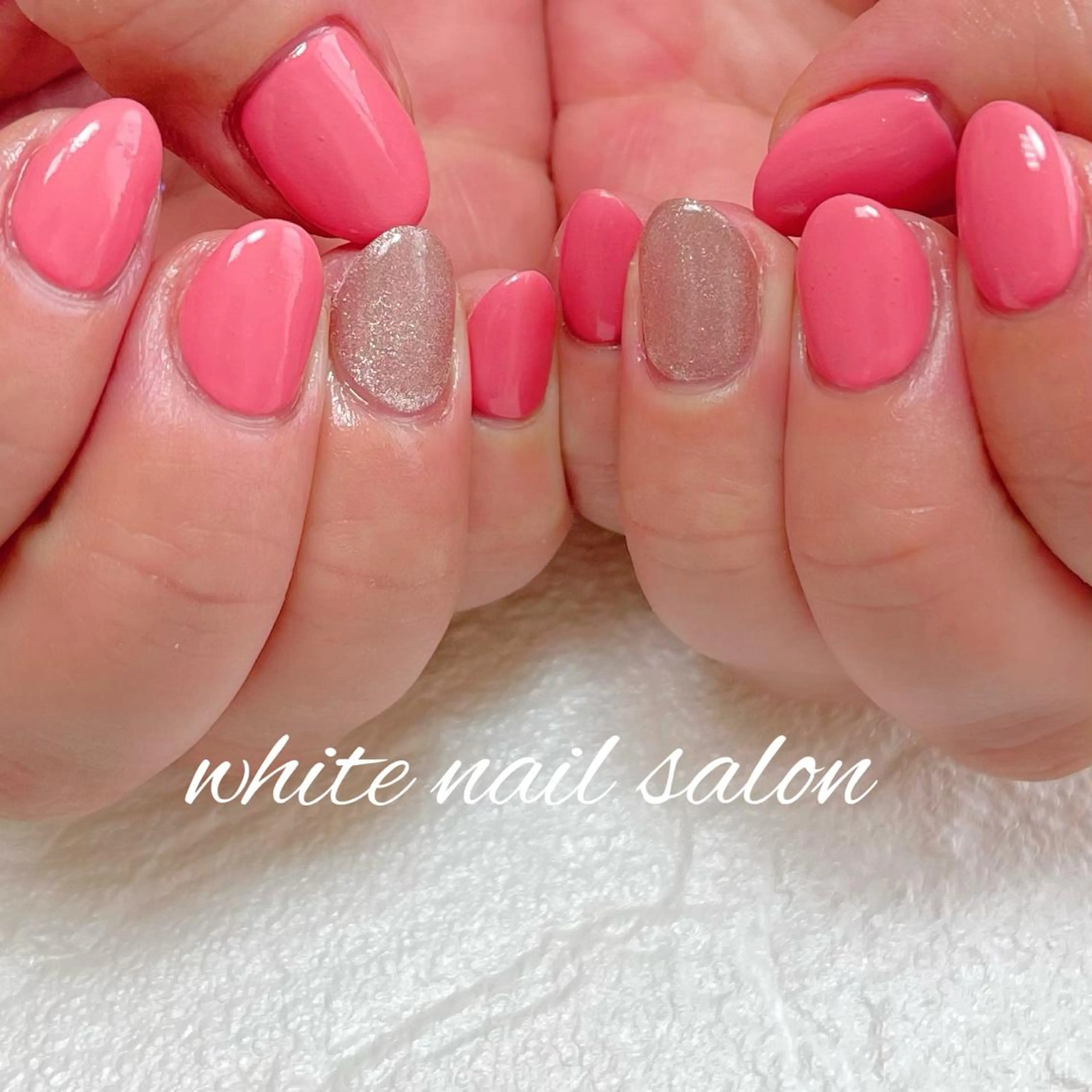 ネイル フットネイル ジェルネイル ハードジェル ラメ(グリッター) マグネットネイル white nail salonのネイルデザイン