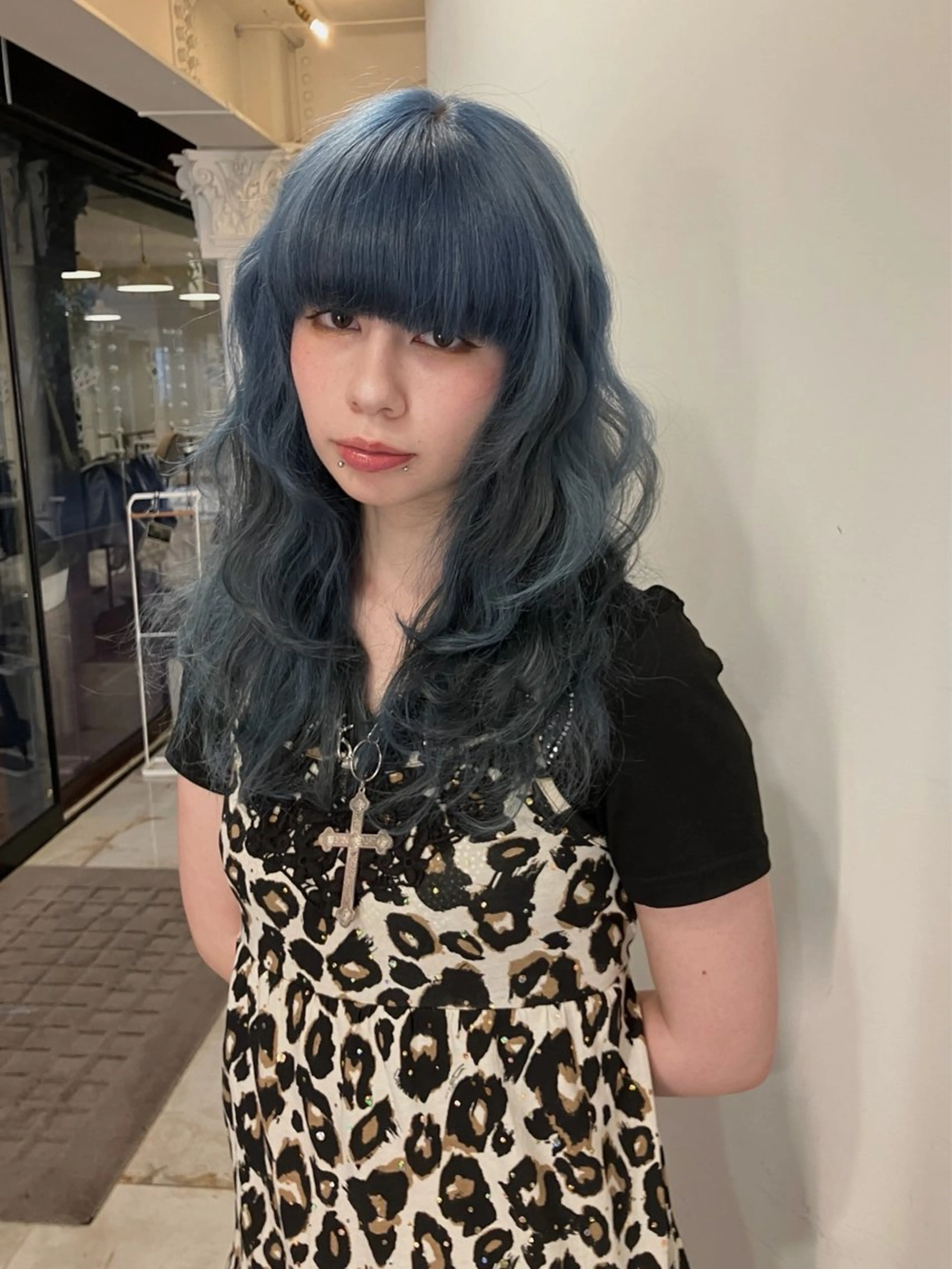 セミロング ヘアカラー トリートメント Hanaka🐈‍⬛ 海外×ニュアンスのヘアスタイル