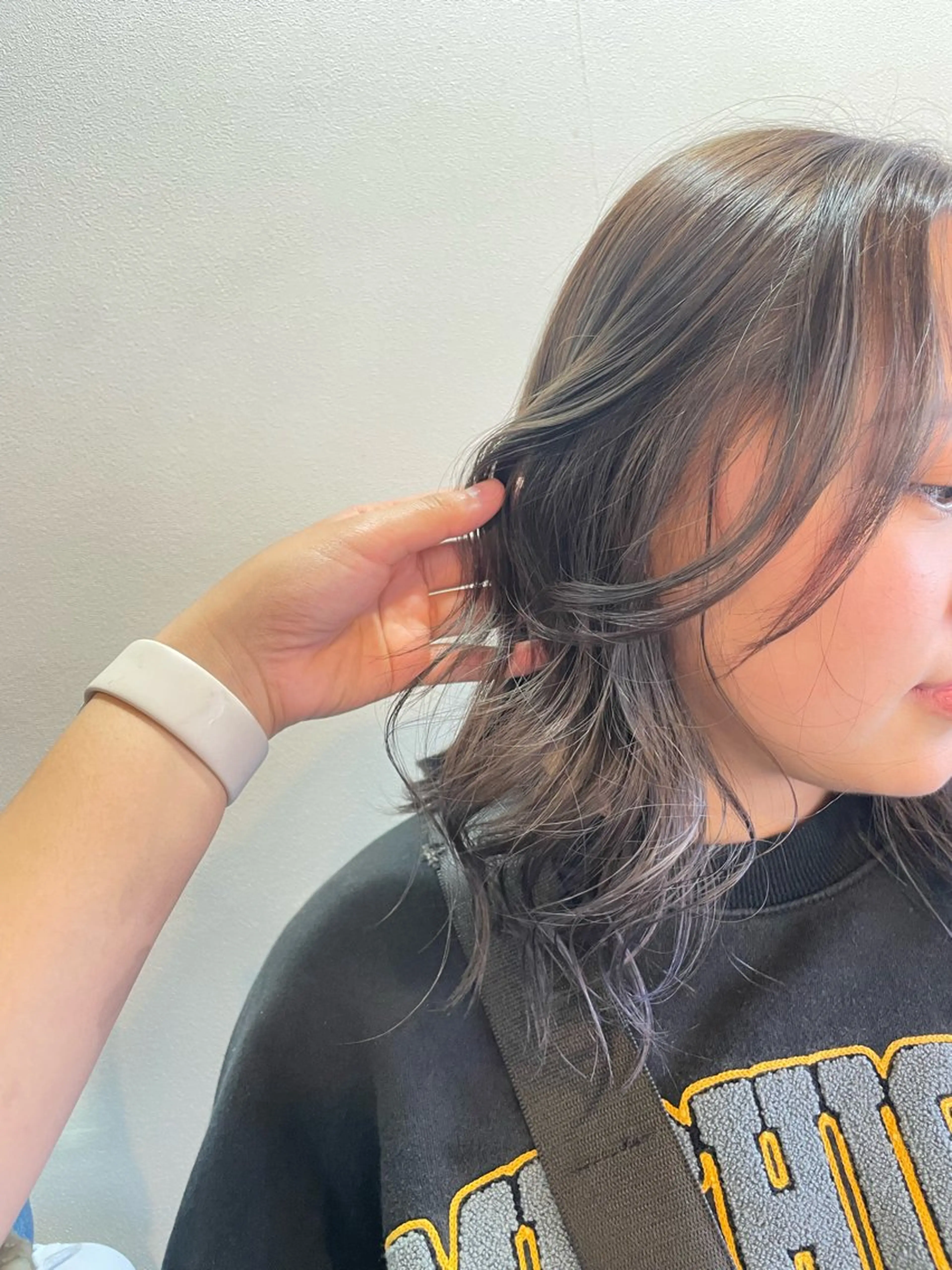 ミディアム カラー カーリーパーマ/ 透明ｶﾗｰ/MIKUのヘアスタイル