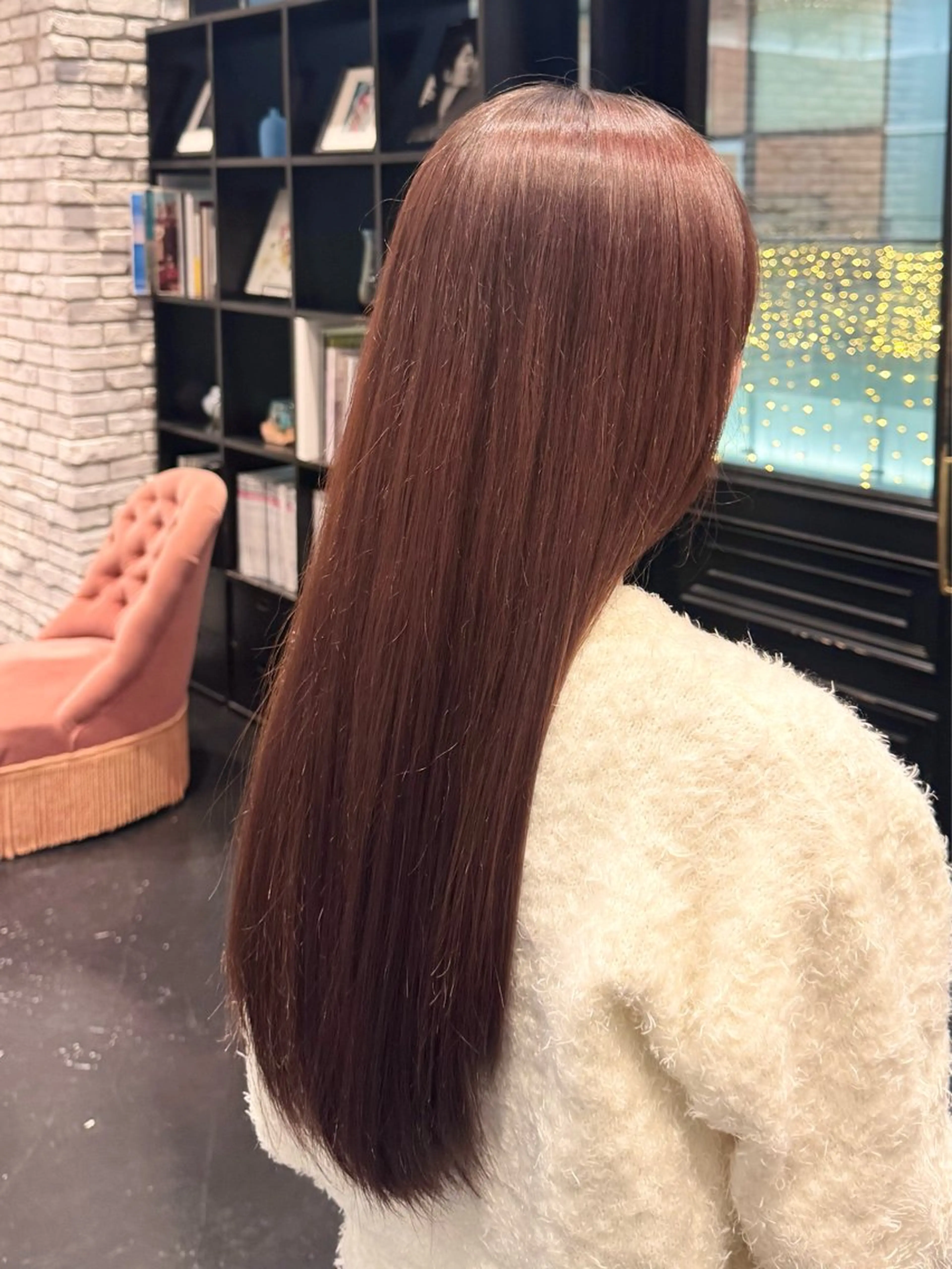 ロング カラー ブラウンカラー ピンクカラー ピンクブラウン 川﨑 真優花のヘアスタイル