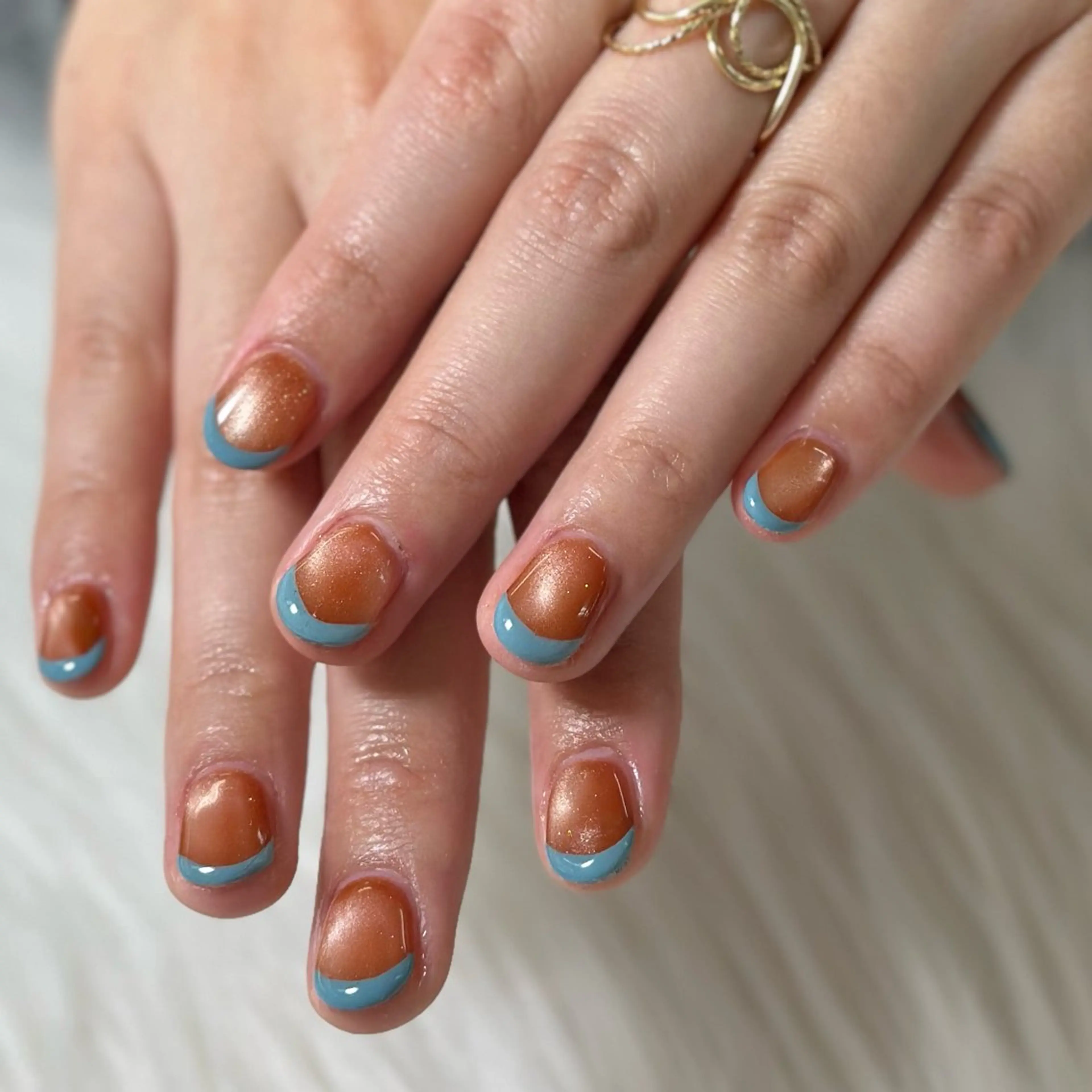 ネイル ブルー フレンチネイル マグネットネイル マグネットワンカラー ワンカラーネイル ハンドネイル Heartnail Hino Reinaのネイルデザイン