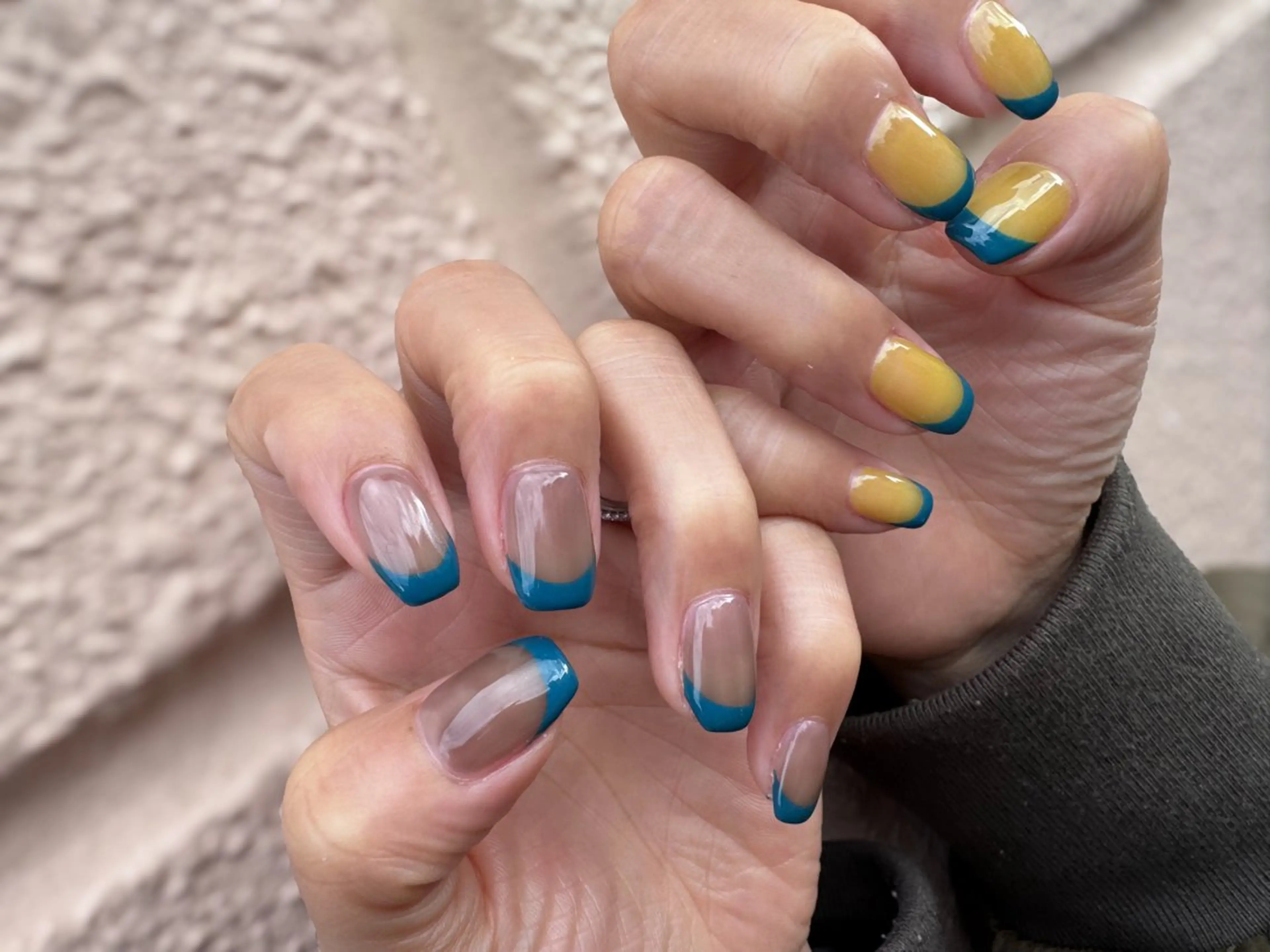 ネイル フレンチネイル ニュアンスネイル Nu: ヌーのネイルデザイン