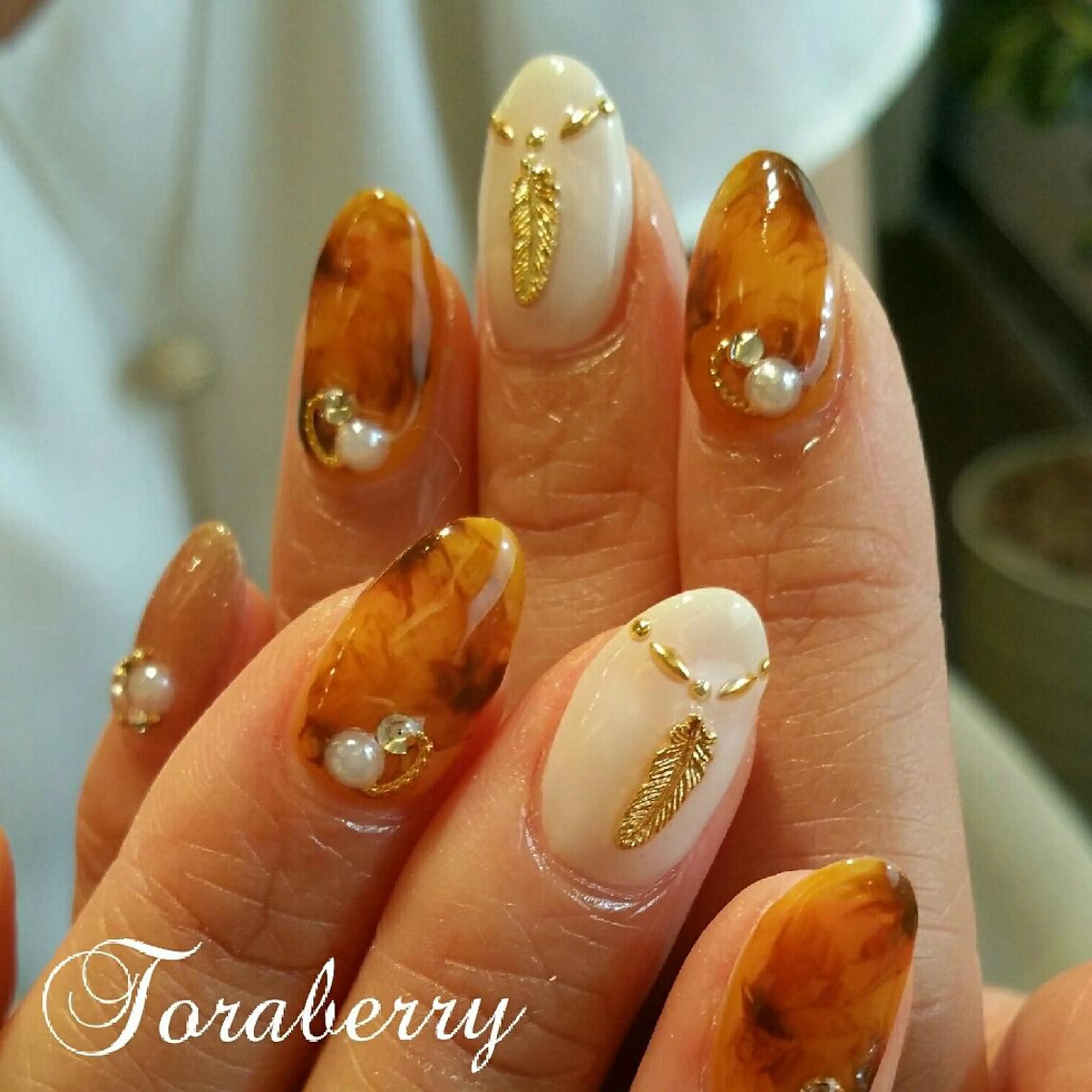 ネイル べっ甲ネイル ネイリスト なつみのネイルデザイン