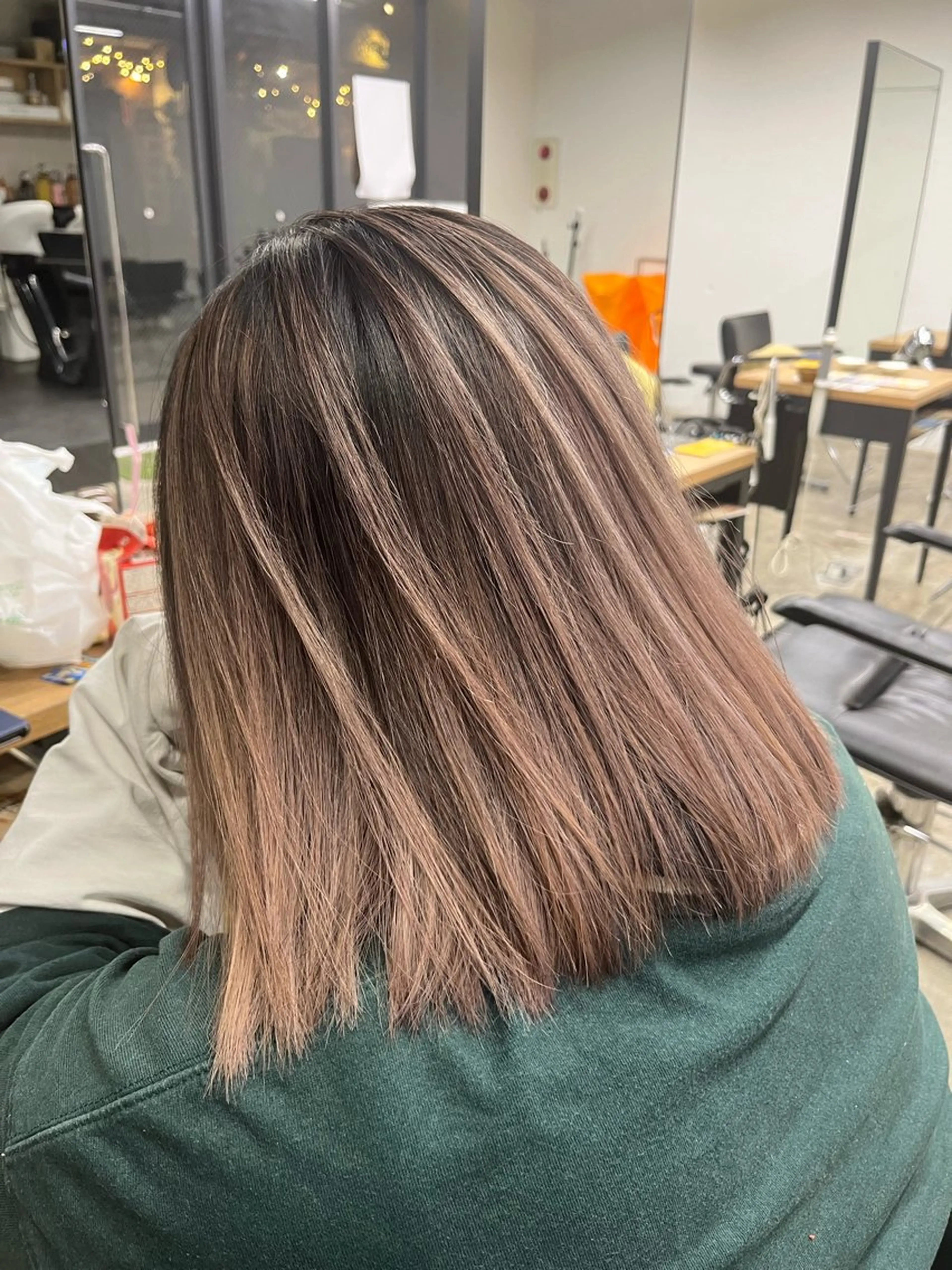 ミディアム わたる /カットモデル募集のヘアスタイル