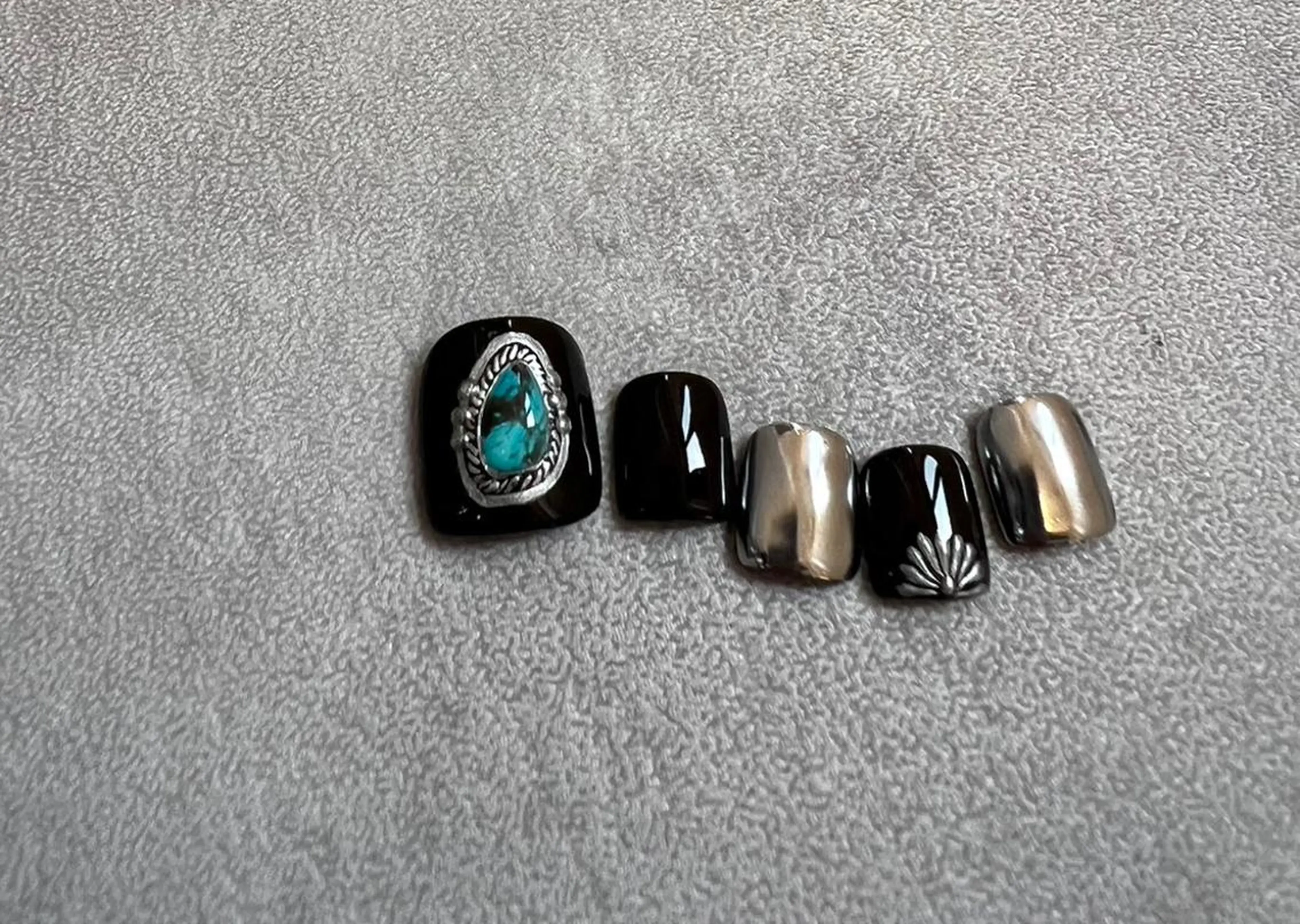 メンズ ネイル Sun Brown サンブラウンのマツエク・マツパデザイン