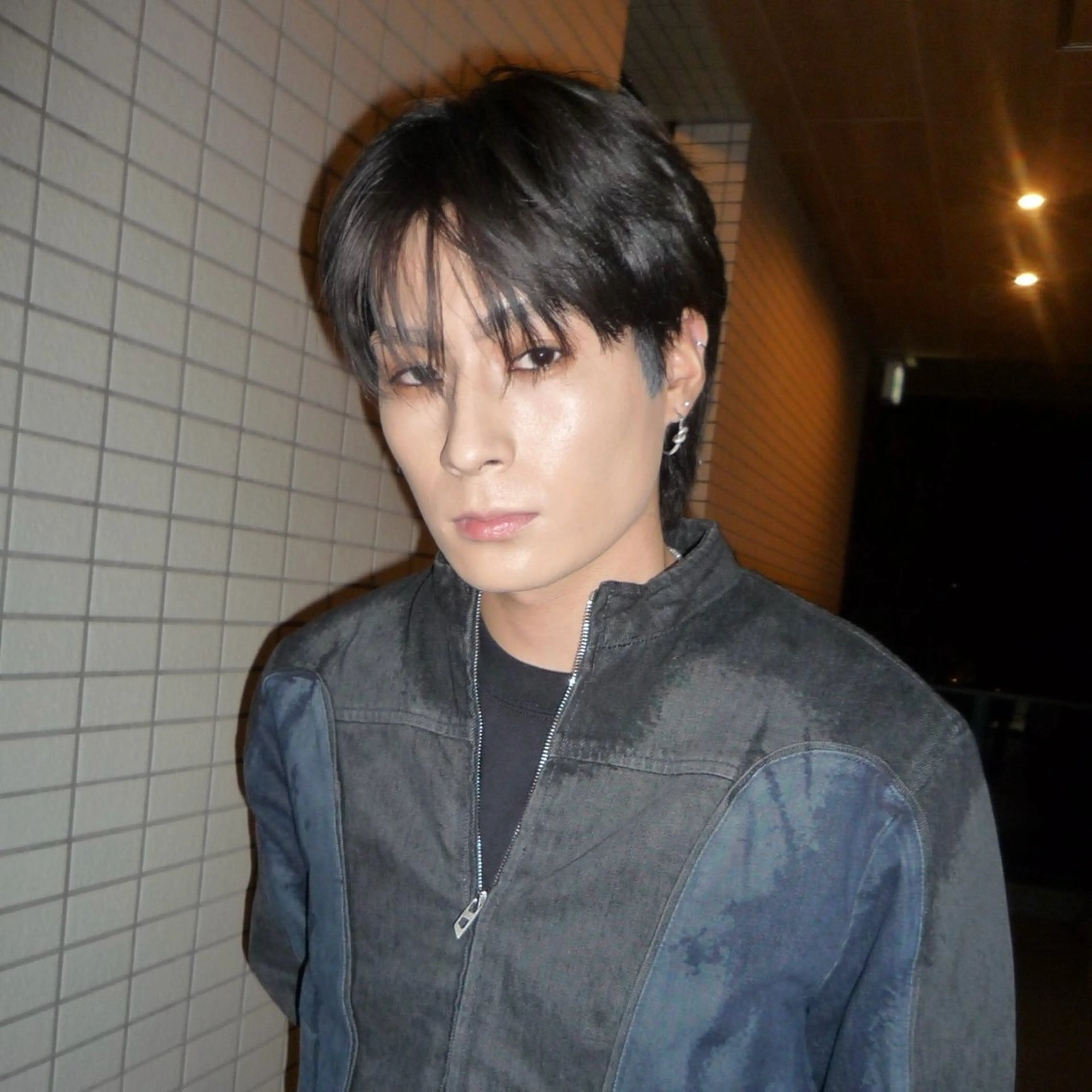 ショート riri🎀 透カラー/曲がる縮毛のヘアスタイル