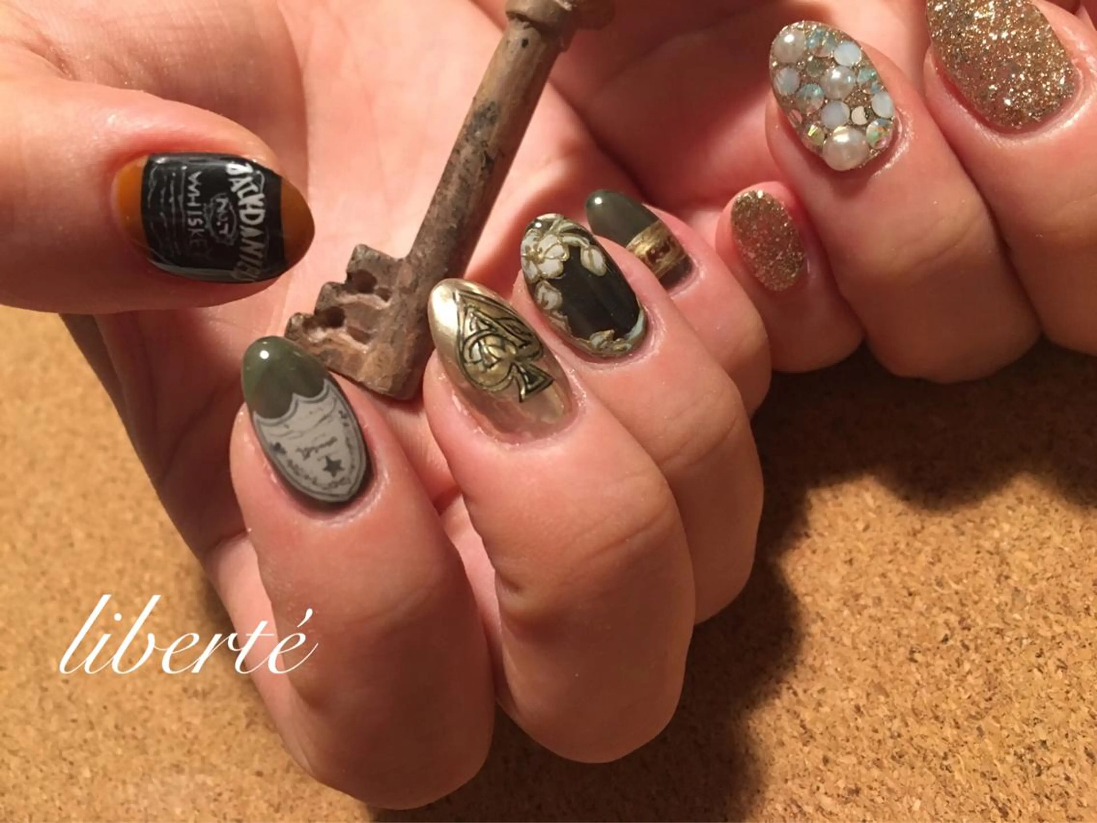 ネイル liberté (リベルテ)のネイルデザイン