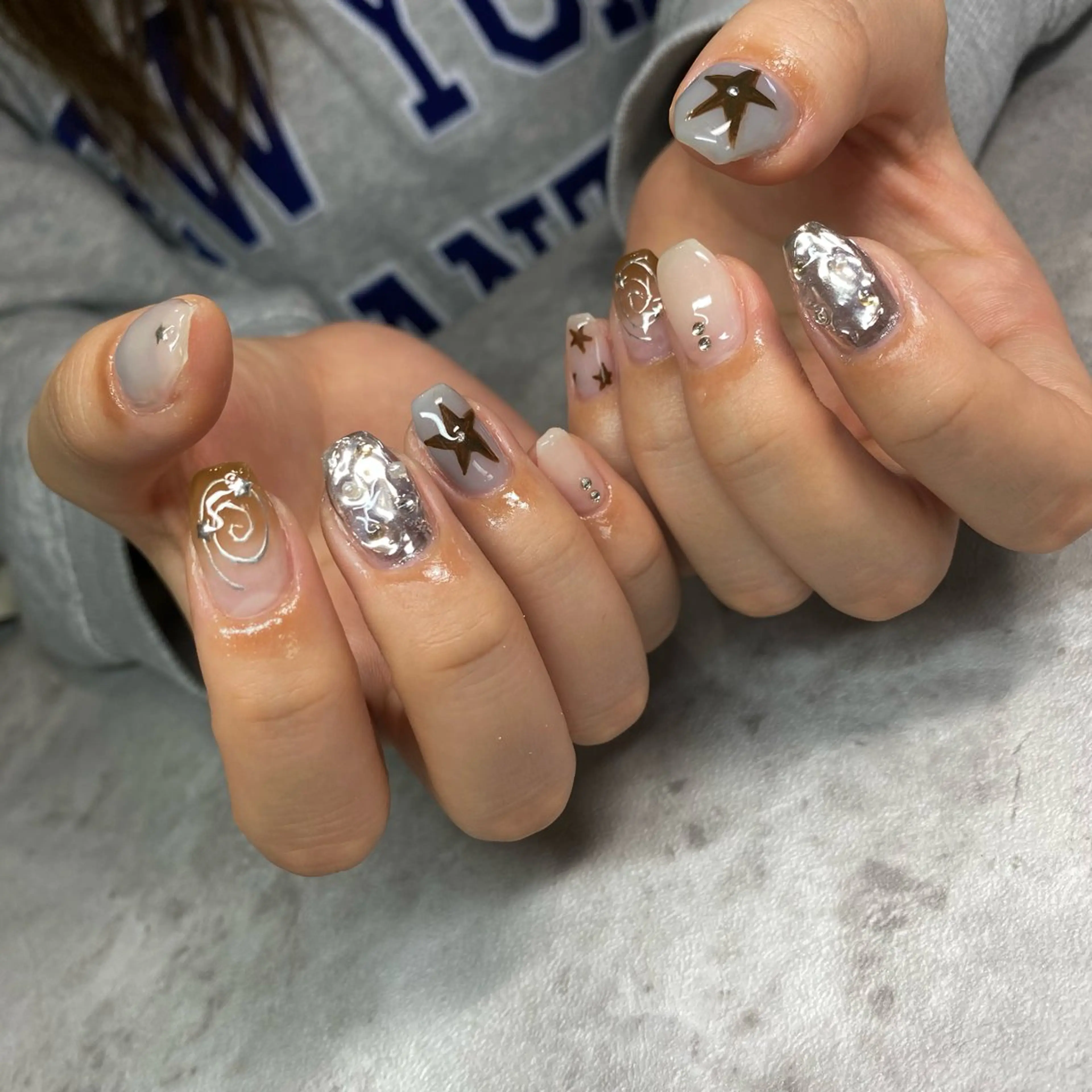 ネイル デコパーツが得意♪ ネイル/眉毛/エステの眉毛・アイブロウイメージ