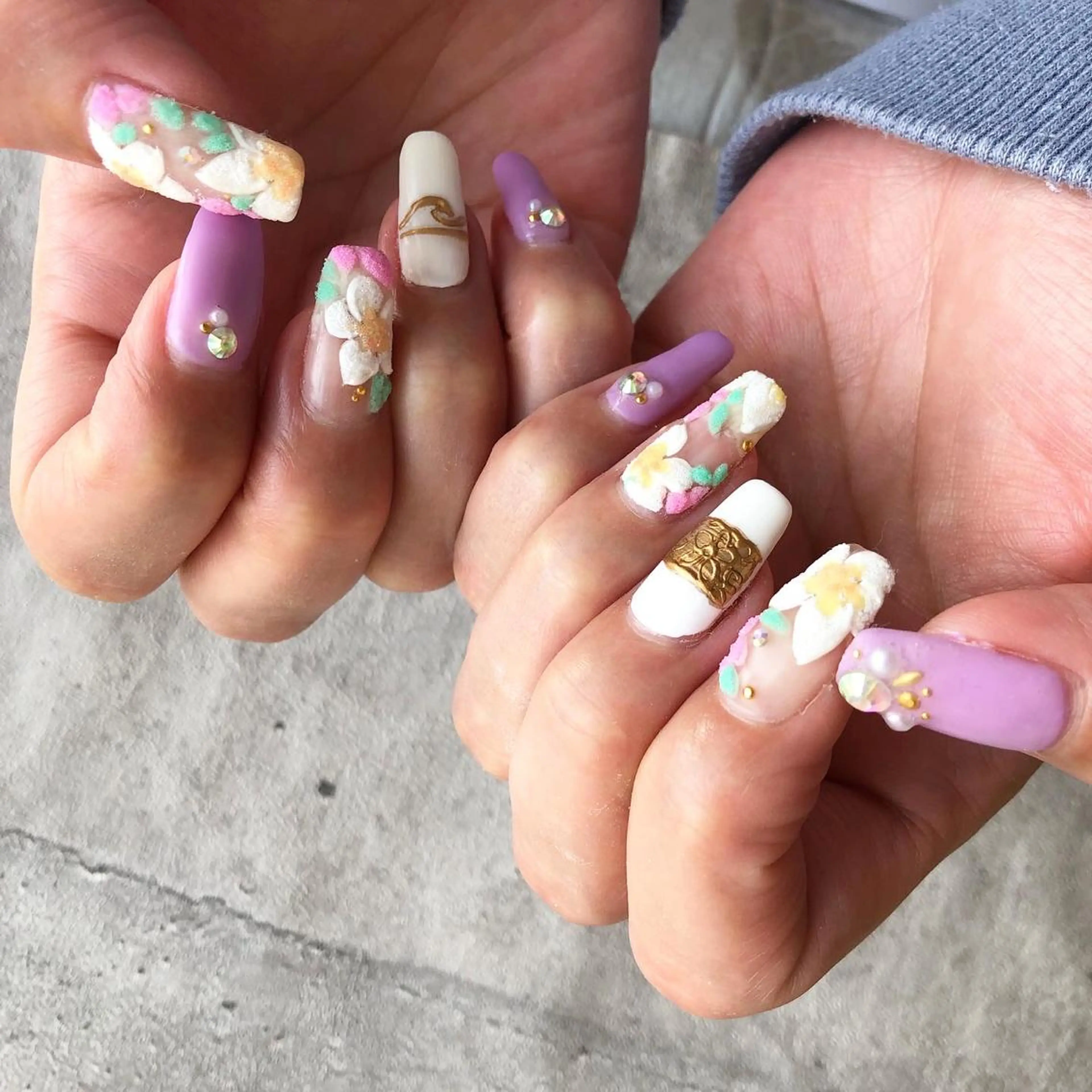 ネイル casita（カシータ）所属・thrush nailsのネイルデザイン