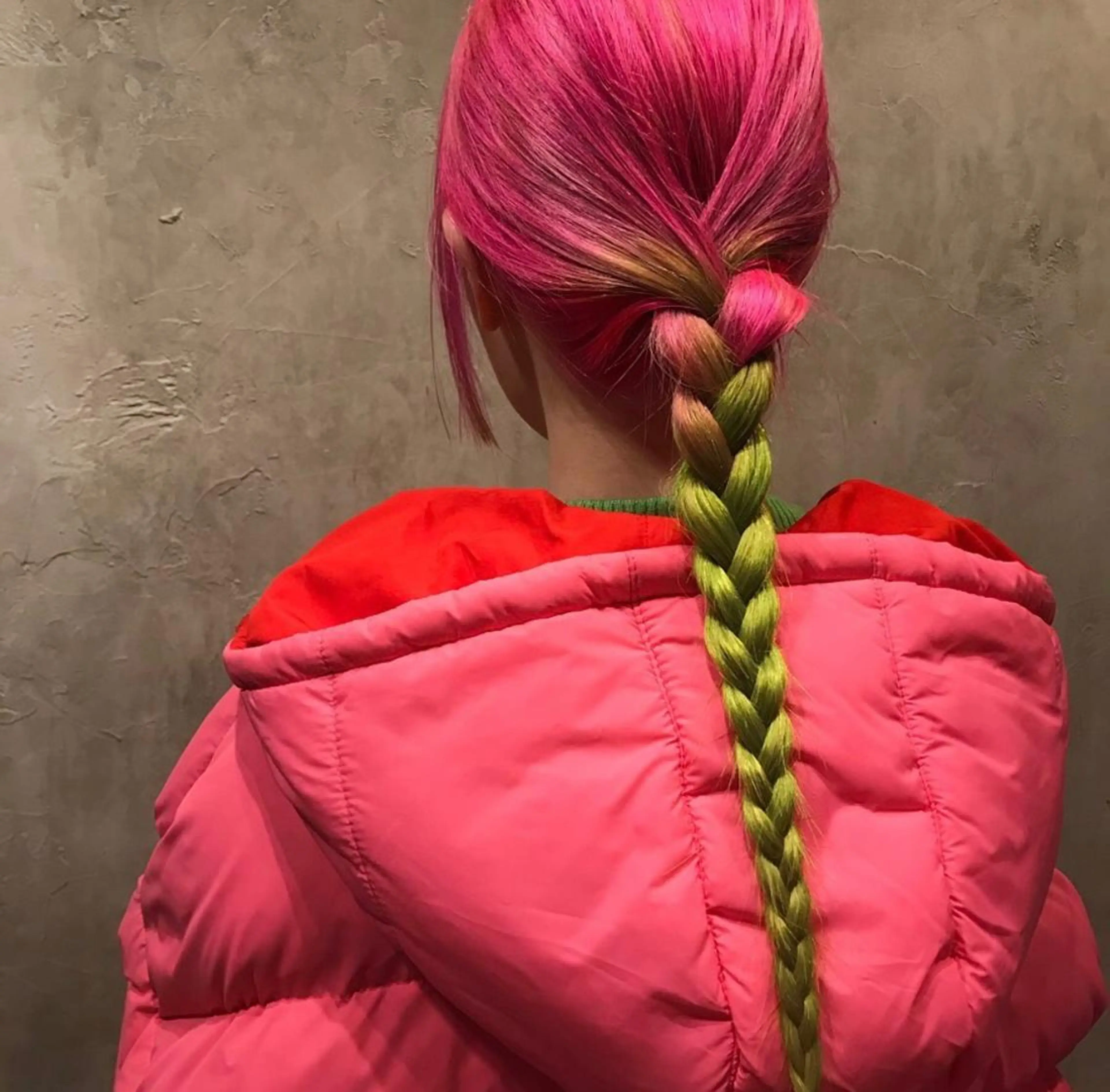 ロング カラー デザインカラー カット ヘアカラー FLOWERS所属・ウルフ、レイヤー 、メンズカットSHOのヘアスタイル