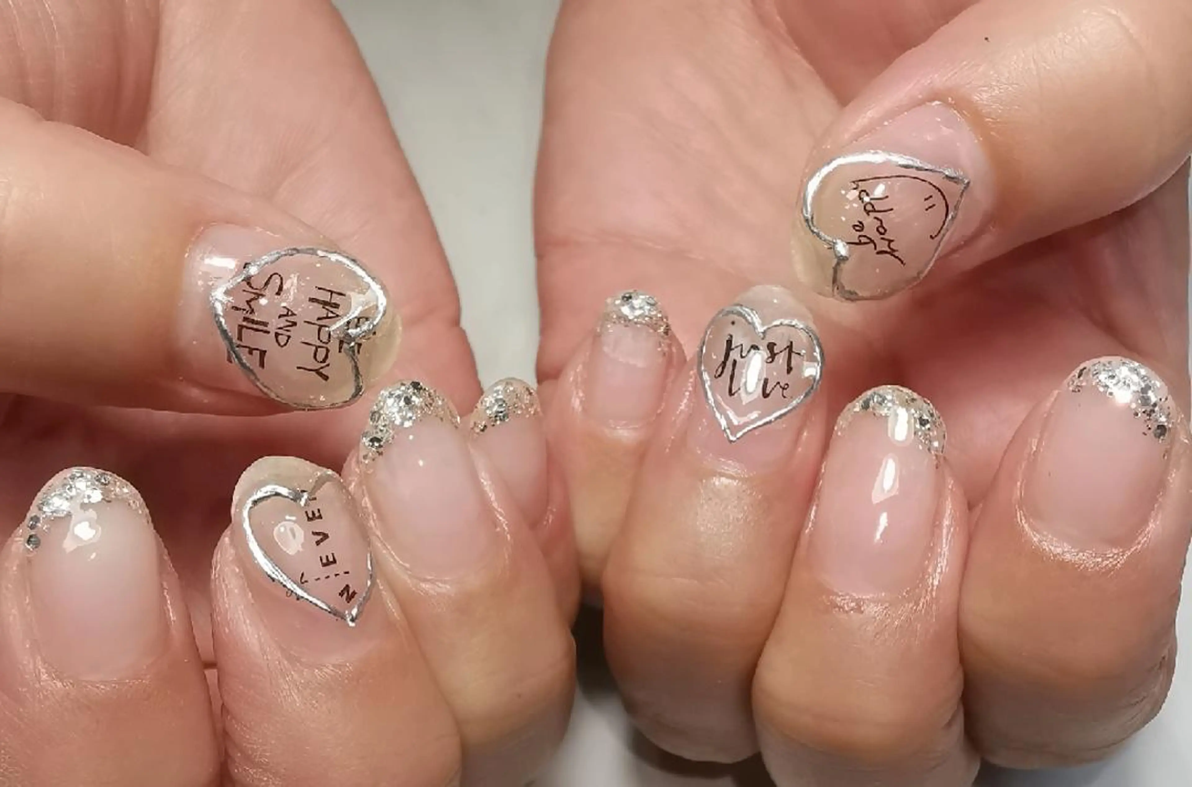 ネイル フレンチネイル ガラスフレンチ ハンドネイル reve あやののネイルデザイン