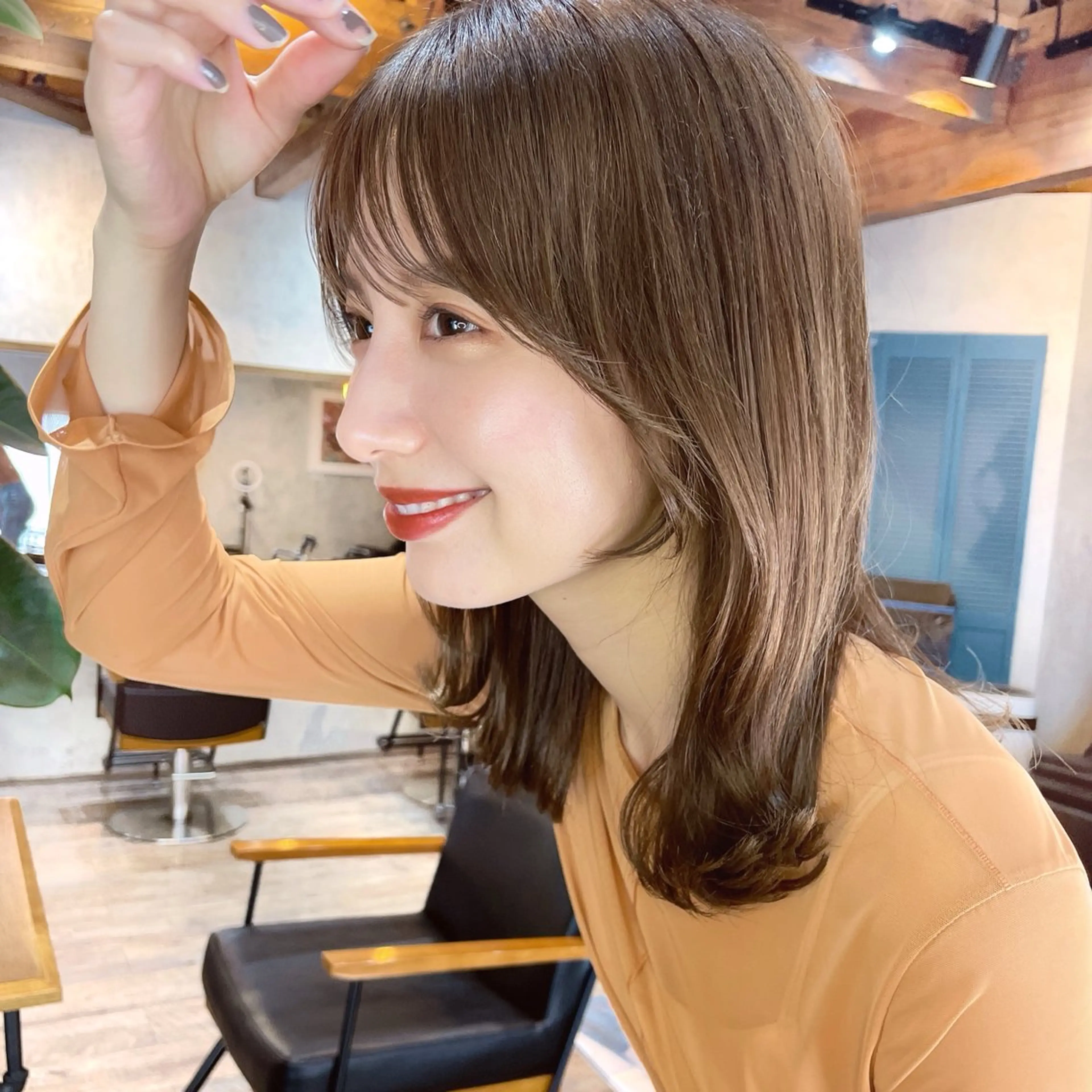 ミディアム ボブ くびれヘア レイヤーカット カット ヘアカラー トリートメント 結べるレイヤーボブ くびれLady表参道のヘアスタイル