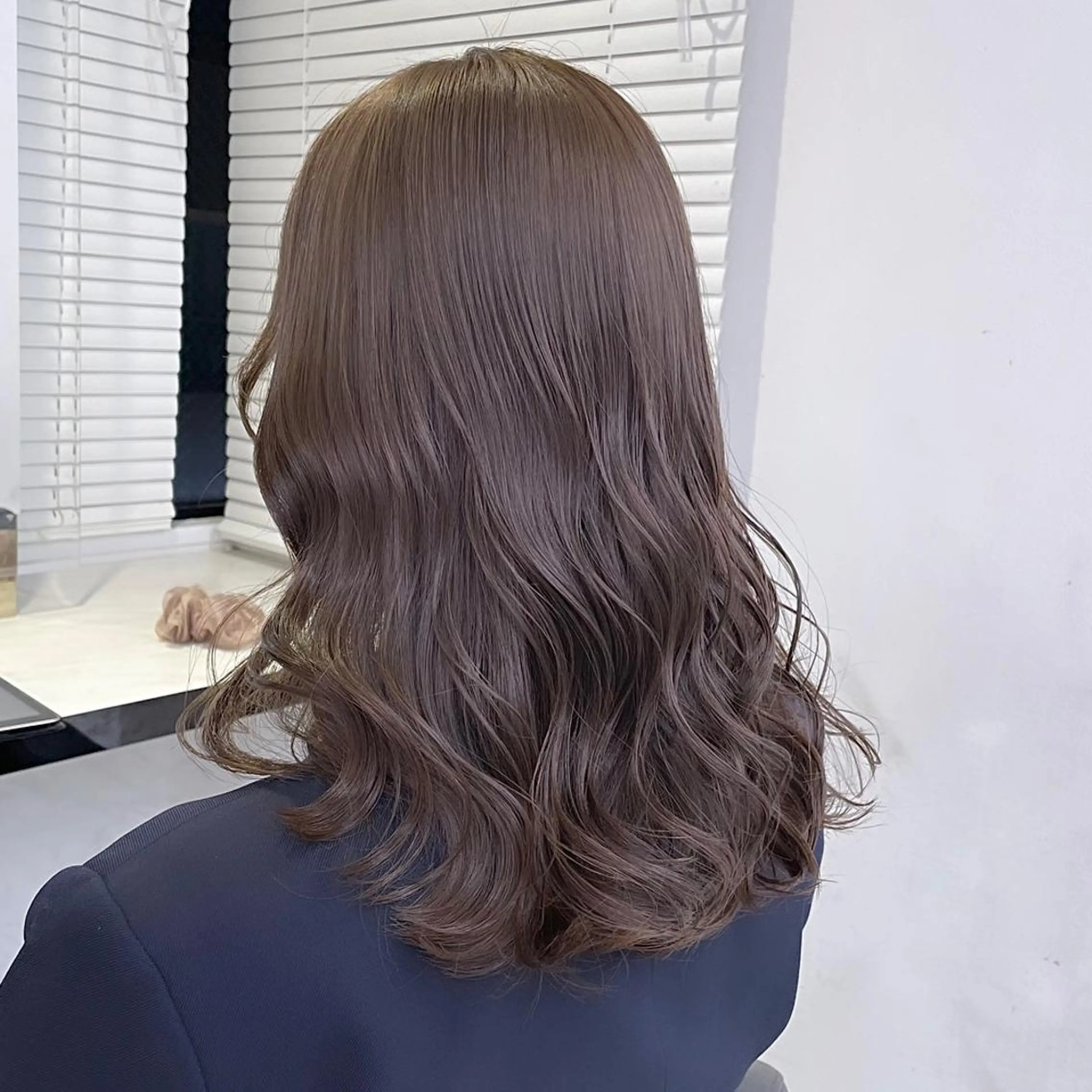 セミロング カラー 🩰透明感カラー♡ UTA🩰のヘアスタイル