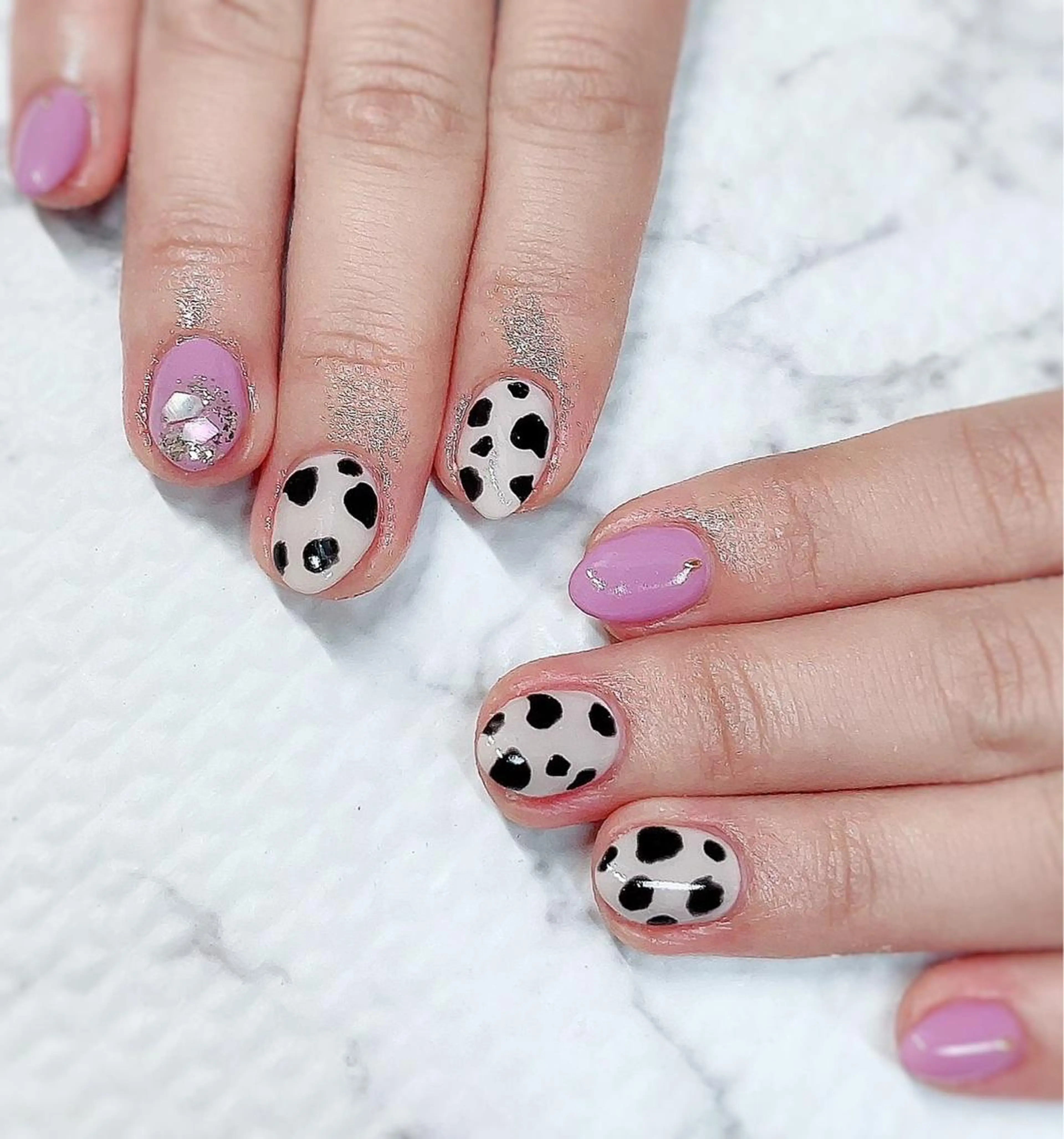 ネイル アニマル柄 フットネイル グリーン オフィスネイル ワンカラーネイル Lily Roseスタッフ一同のマツエク・マツパデザイン