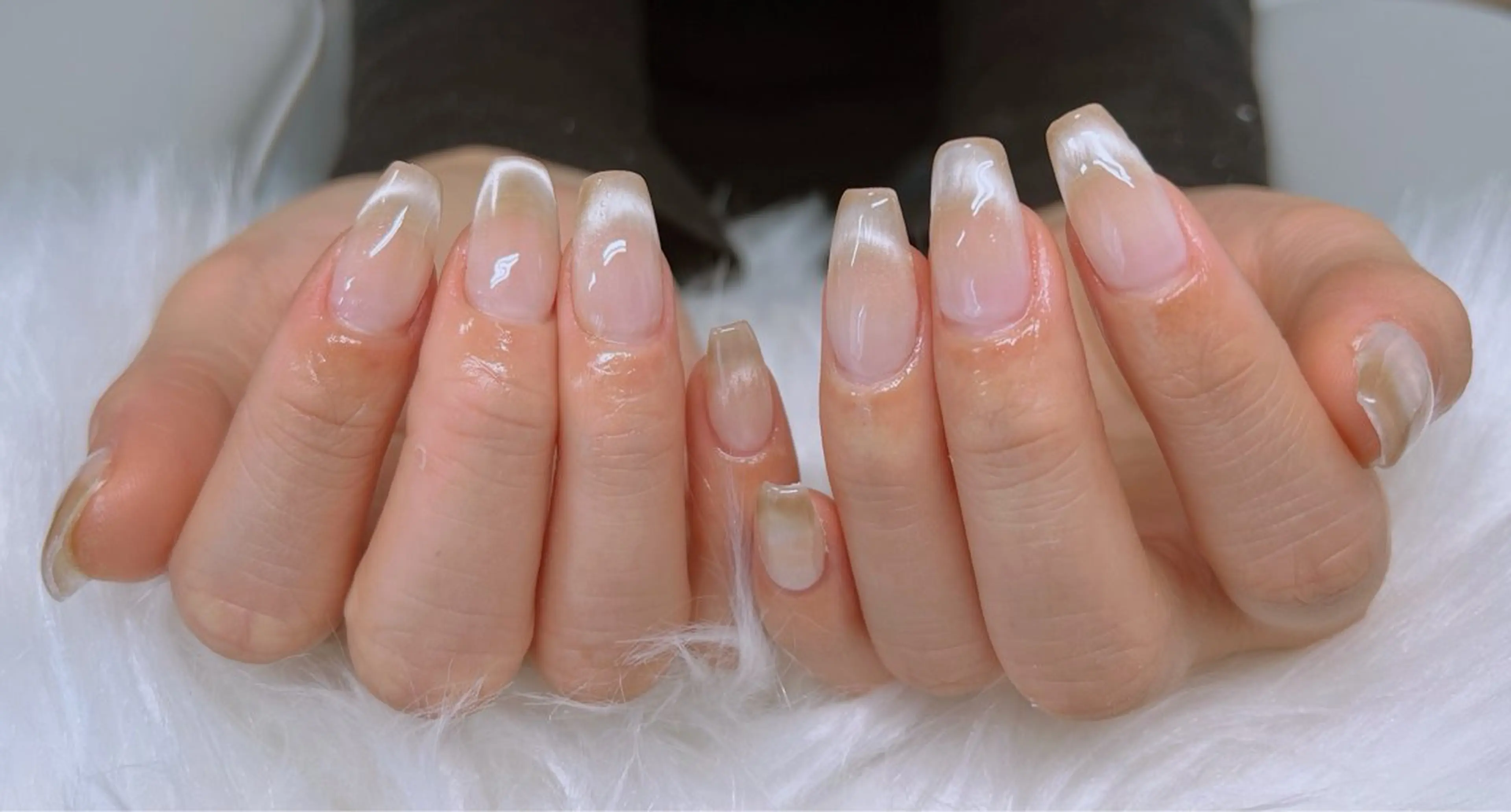 ネイル フットネイル フレンチネイル 韓国ネイル ロングネイル マグネットネイル Lee _nailのネイルデザイン