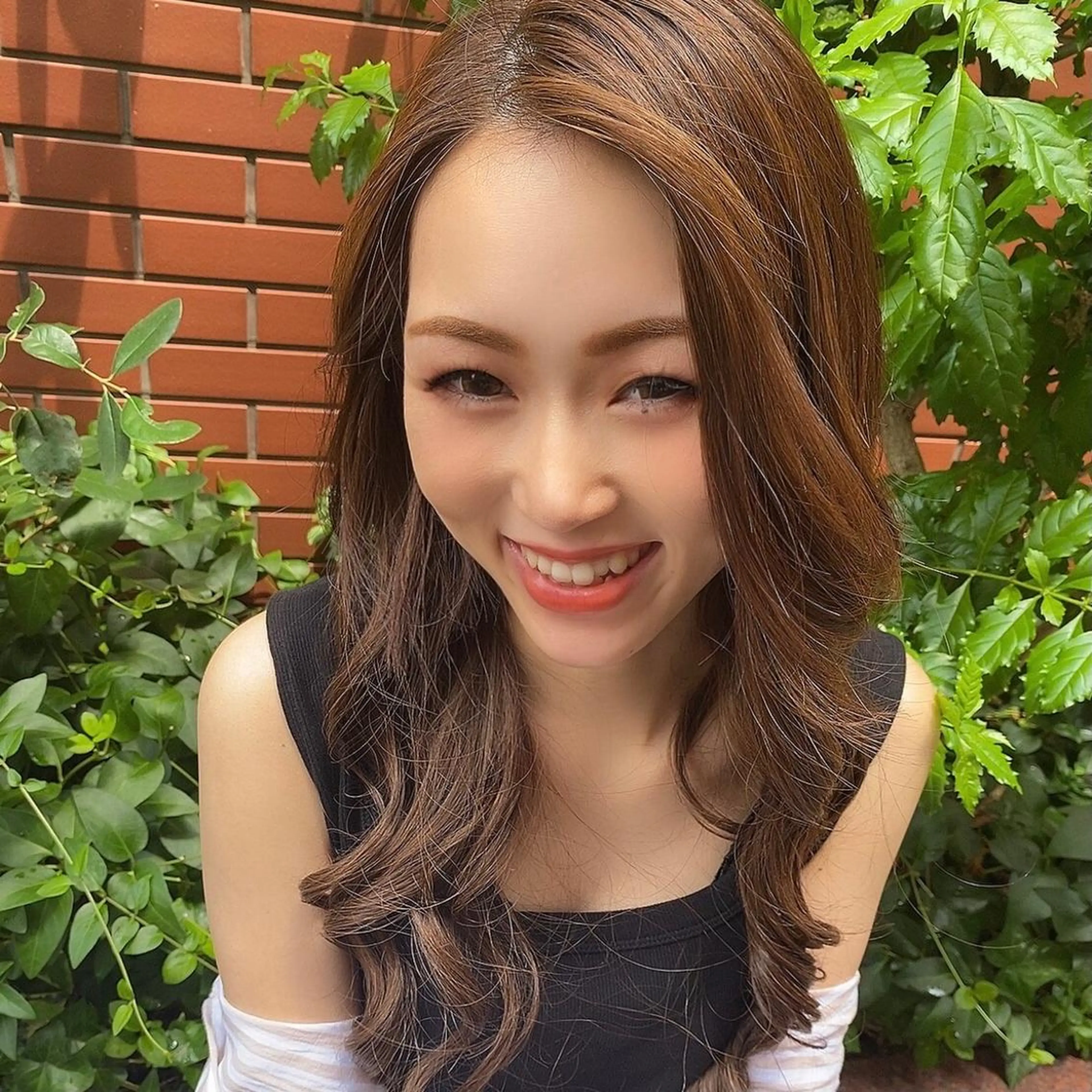 ロング カラー ヘアカラー エクステ シールエクステ特化 ハイトーン、NANAのヘアスタイル