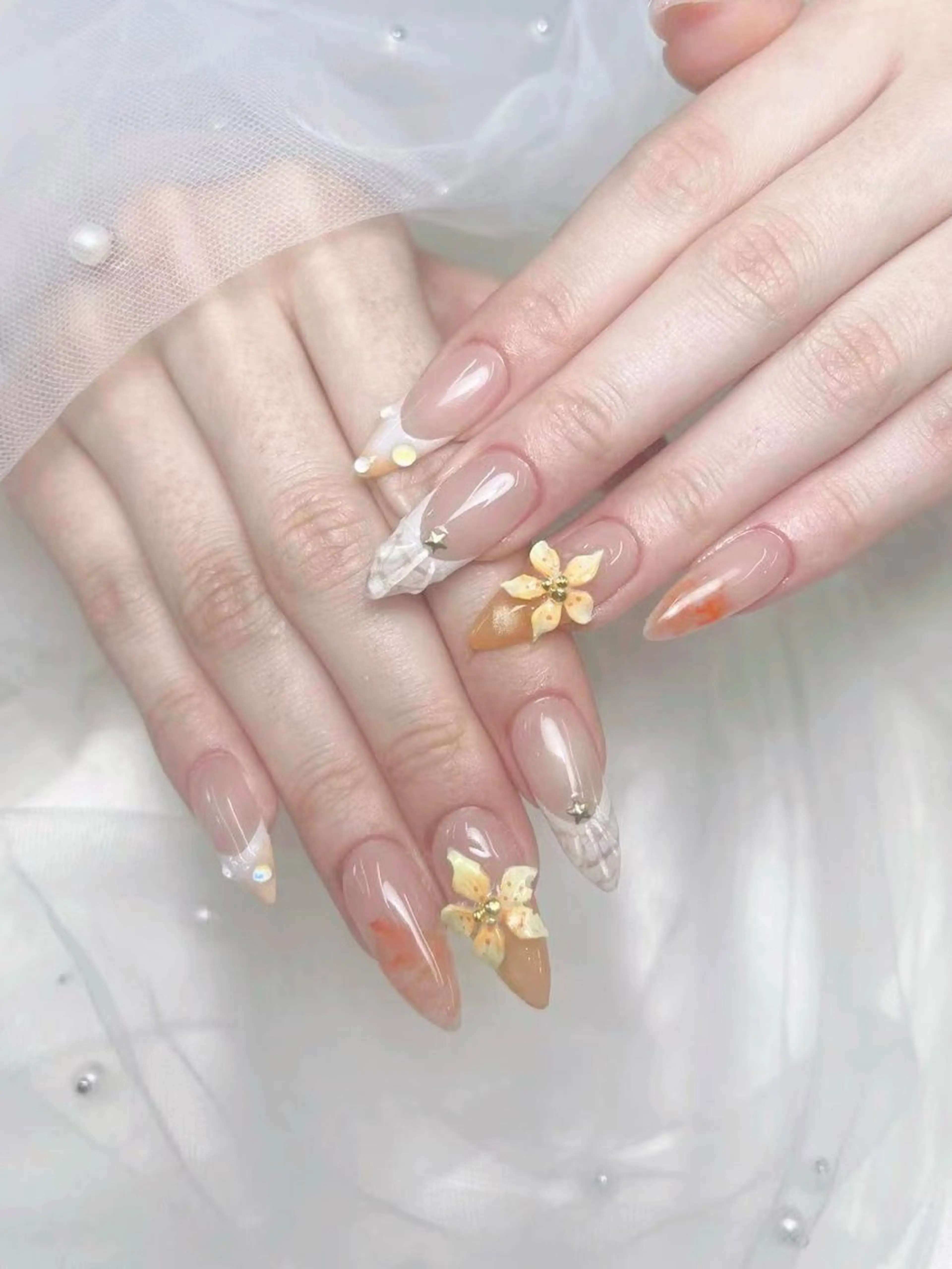 ネイル ハンドネイル ネイルサロン lotusのネイルデザイン