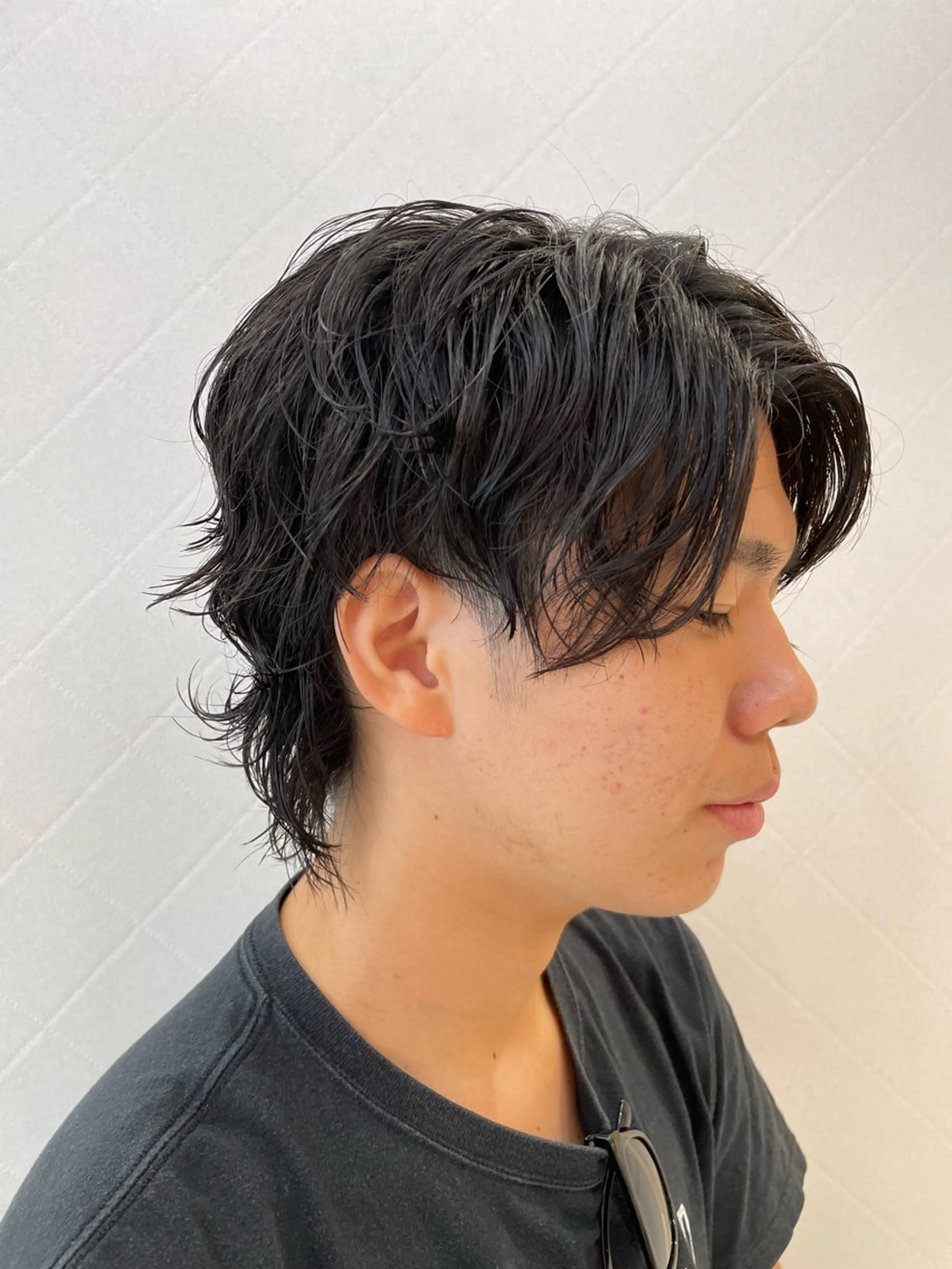 ショート パーマ メンズ メンズパーマ メンズウルフカット ウルフカット スパイラルパーマ 縮毛矯正／ 似合わせ／古津遼平のヘアスタイル