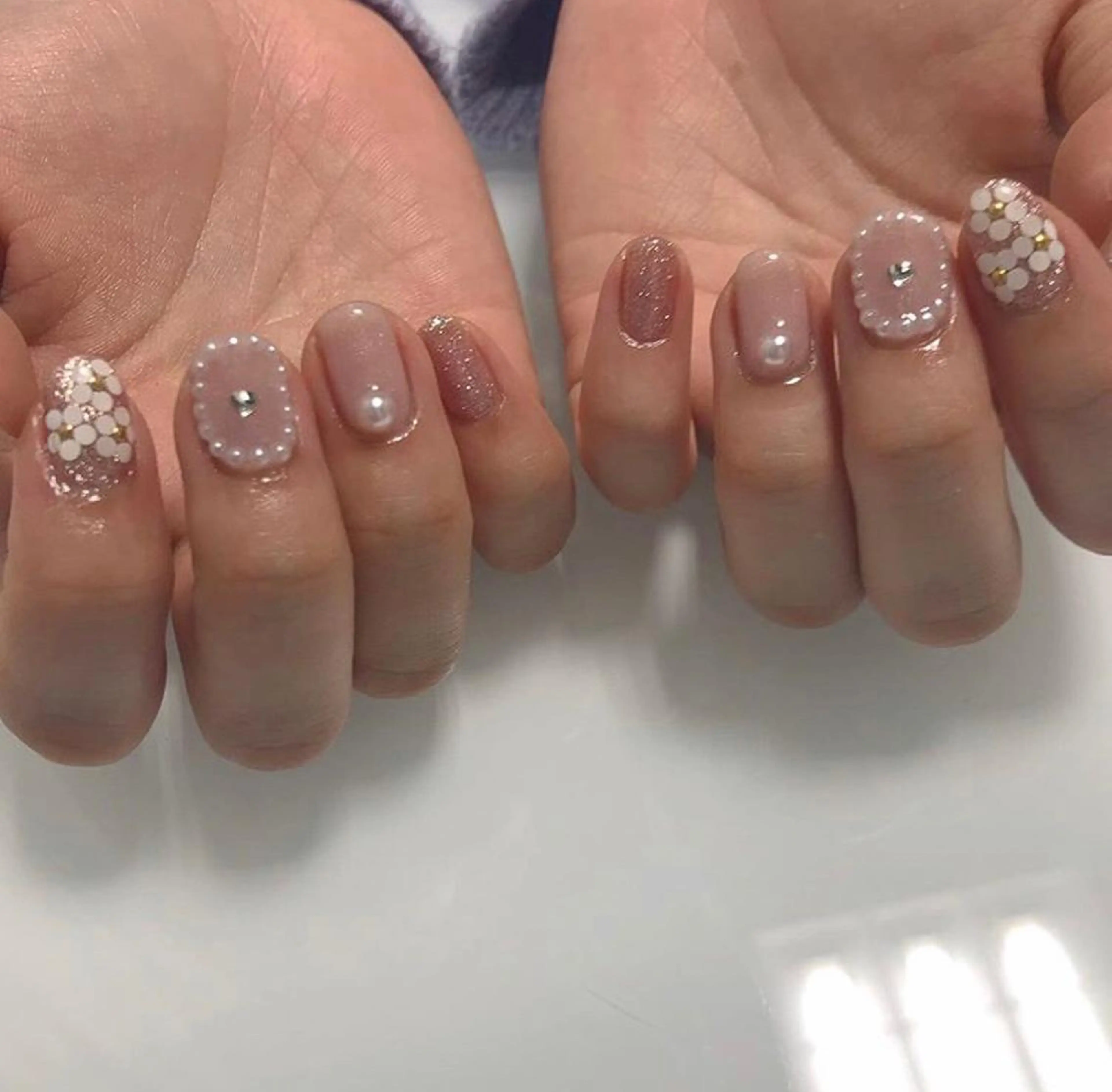 ネイル ピンク ハンドネイル MoonLight MIHOのネイルデザイン