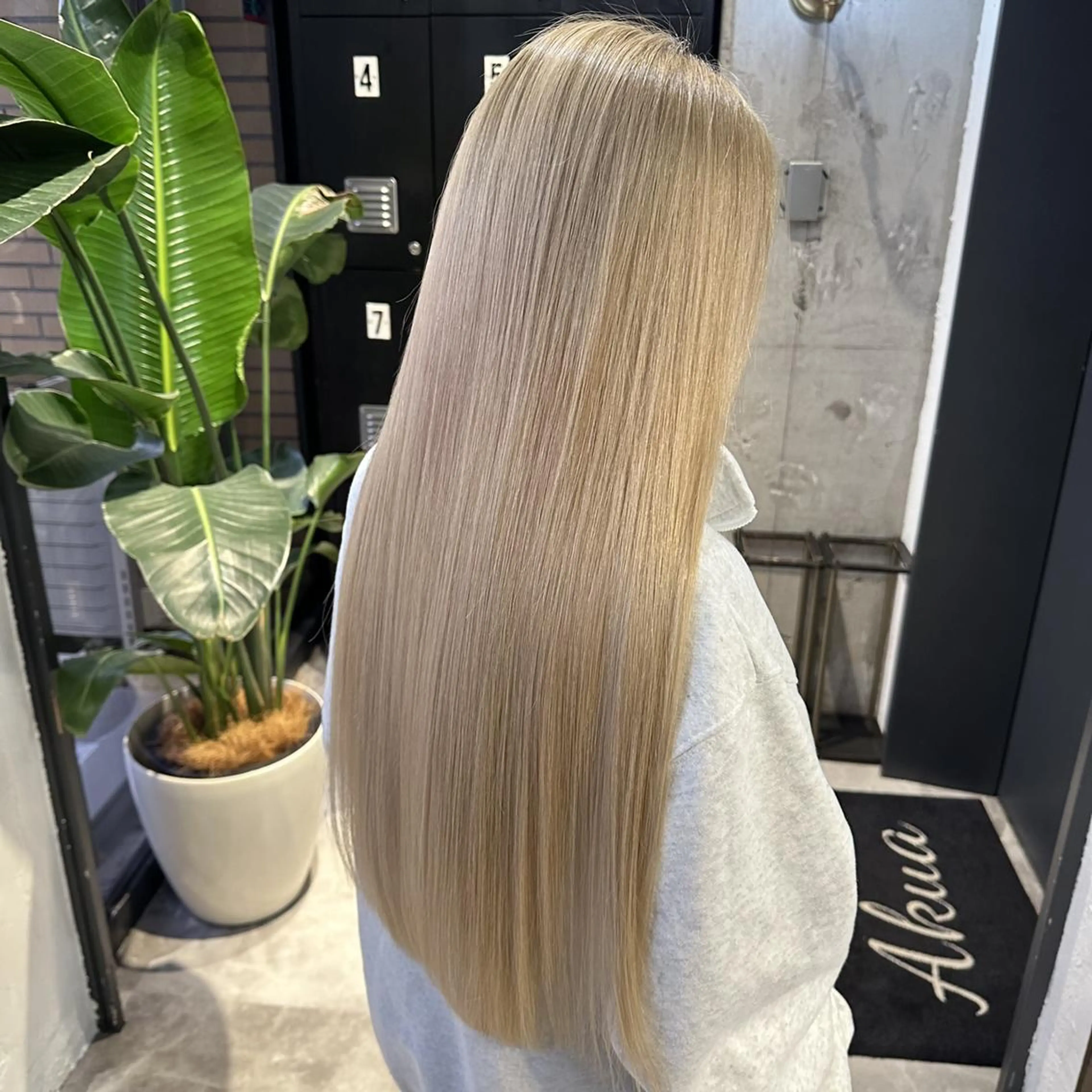 ロング カラー ヘアカラー トリートメント ヘッドスパ Akua【代表】 Kazumaのヘアスタイル