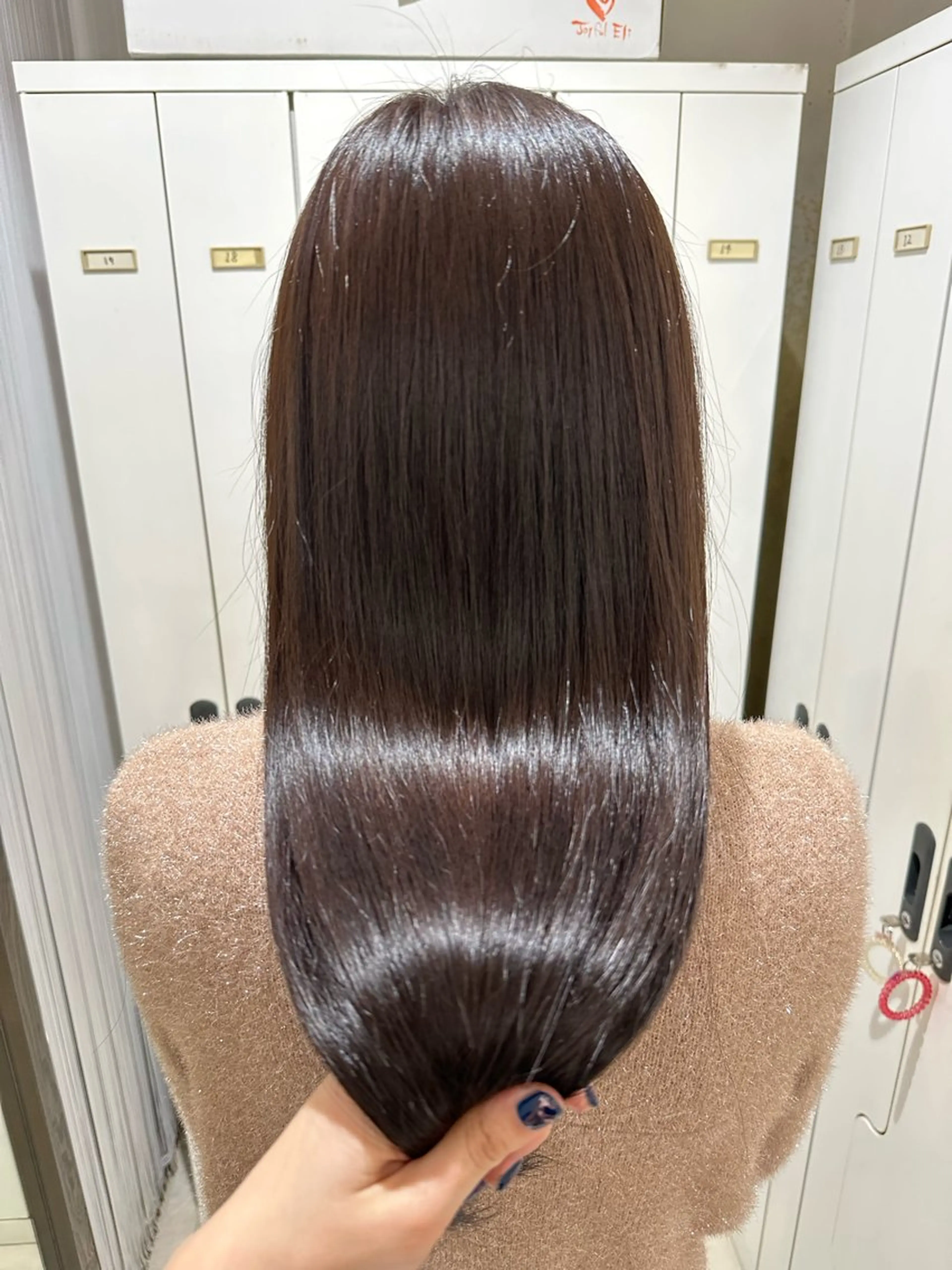 ロング カラー ベージュカラー ブラウンカラー ブラウンベージュ イルミナカラー カット ヘアカラー KEEN.渋沢/ ブリーチ/みなのヘアスタイル