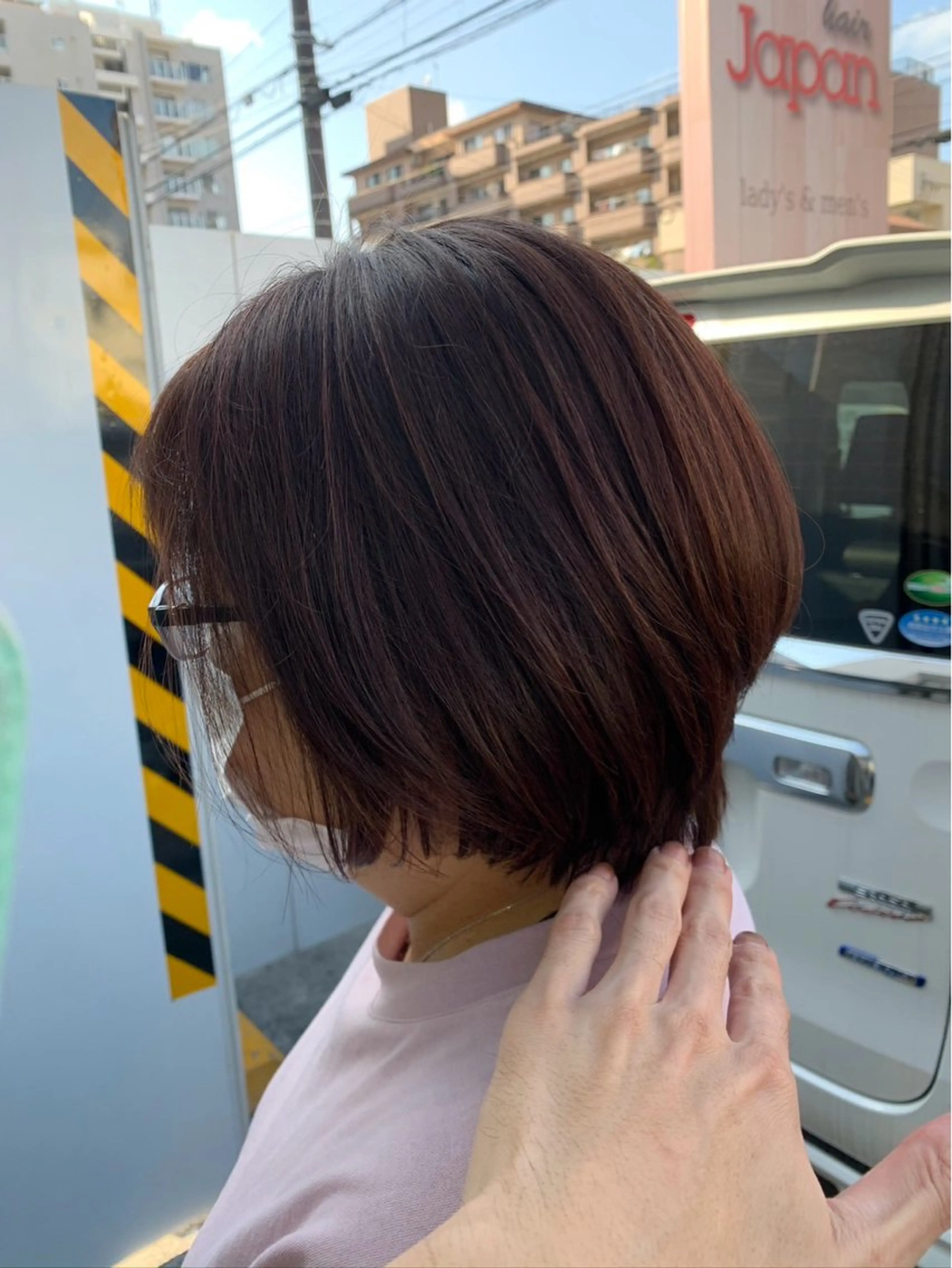 カラー 宇座 杏音のヘアスタイル