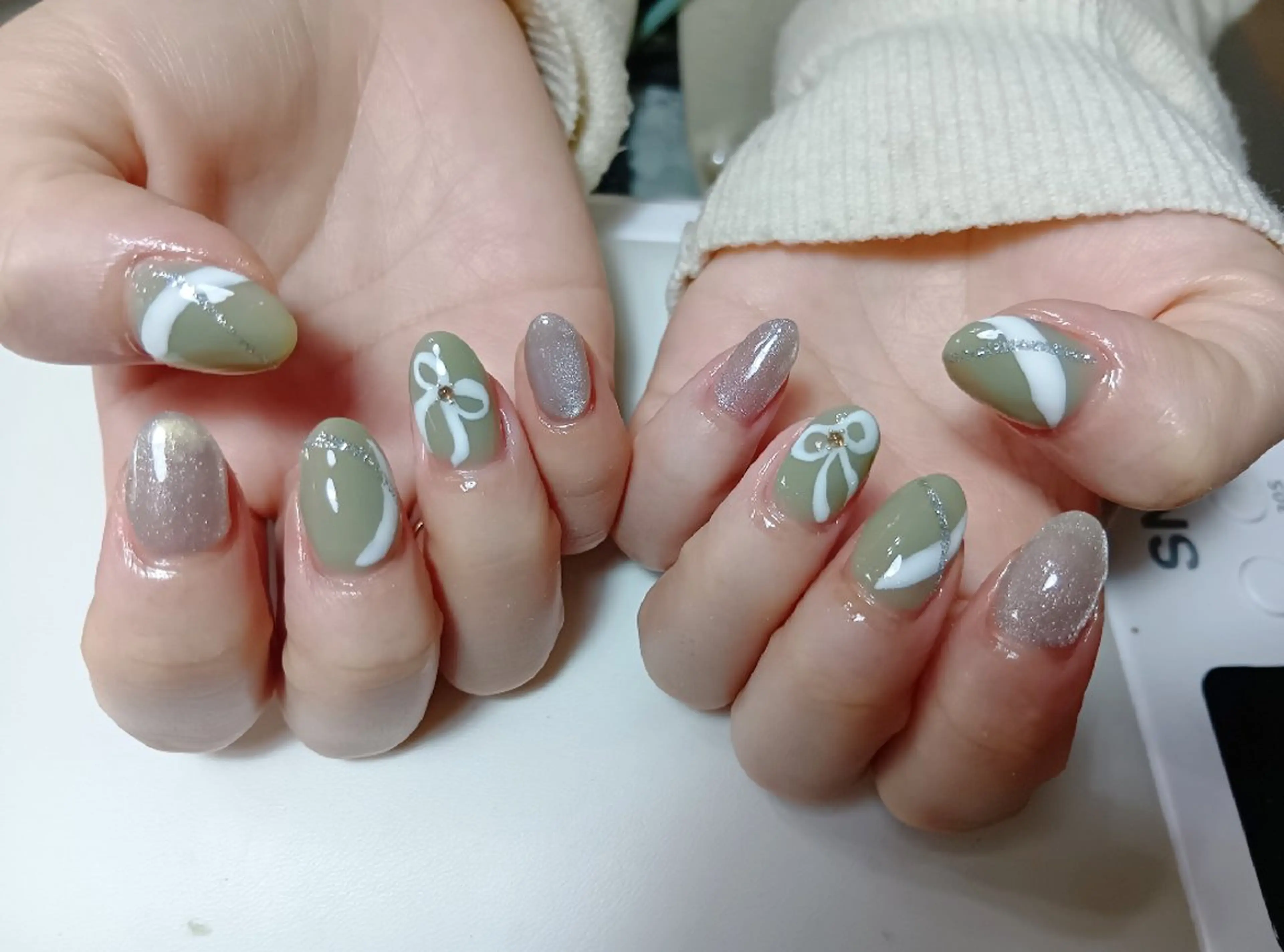 ネイル マグネットネイル ヒナネイルサロン所属・Hina ネイルサロンのネイルデザイン