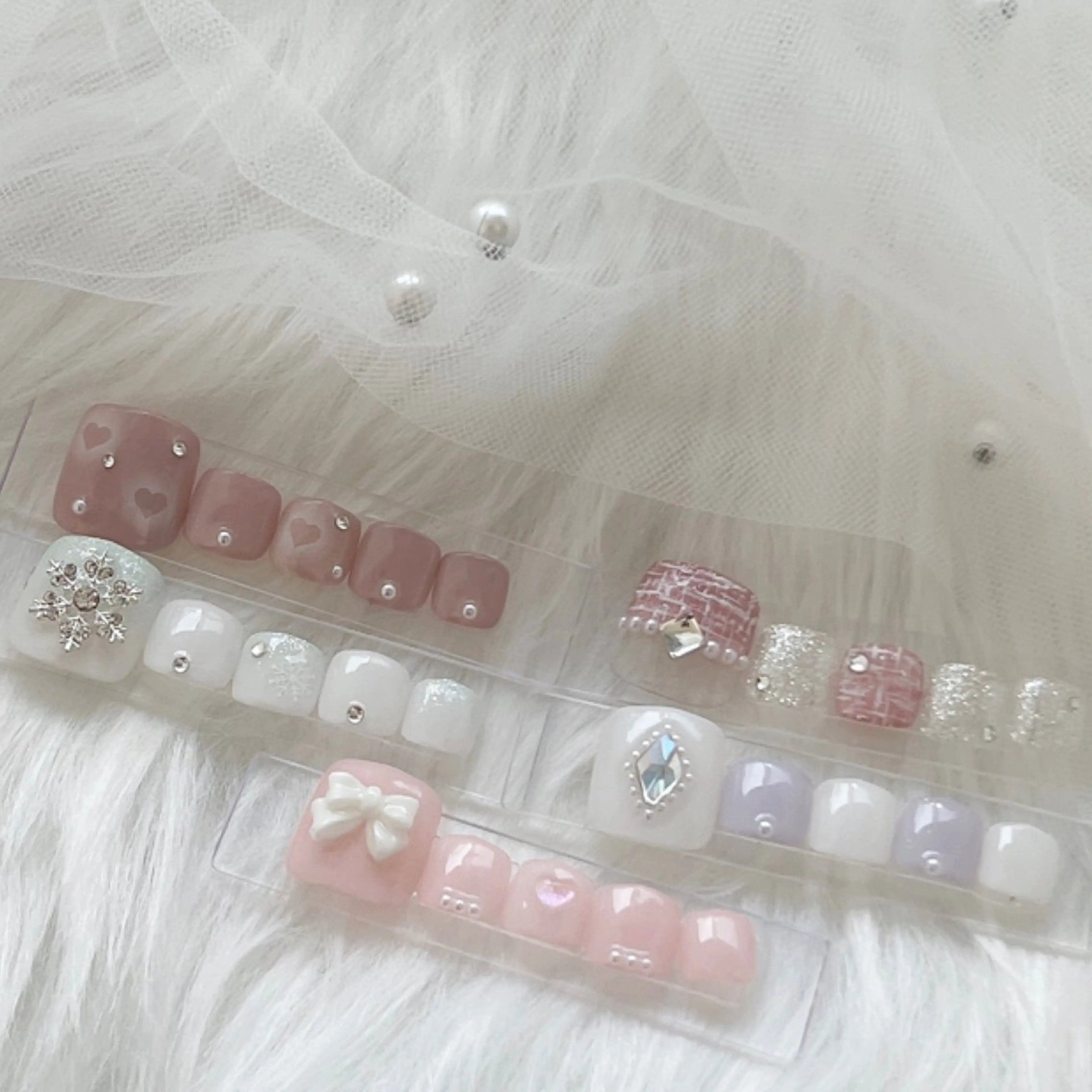 ネイル フットネイル eclana🤍 sarinaのネイルデザイン