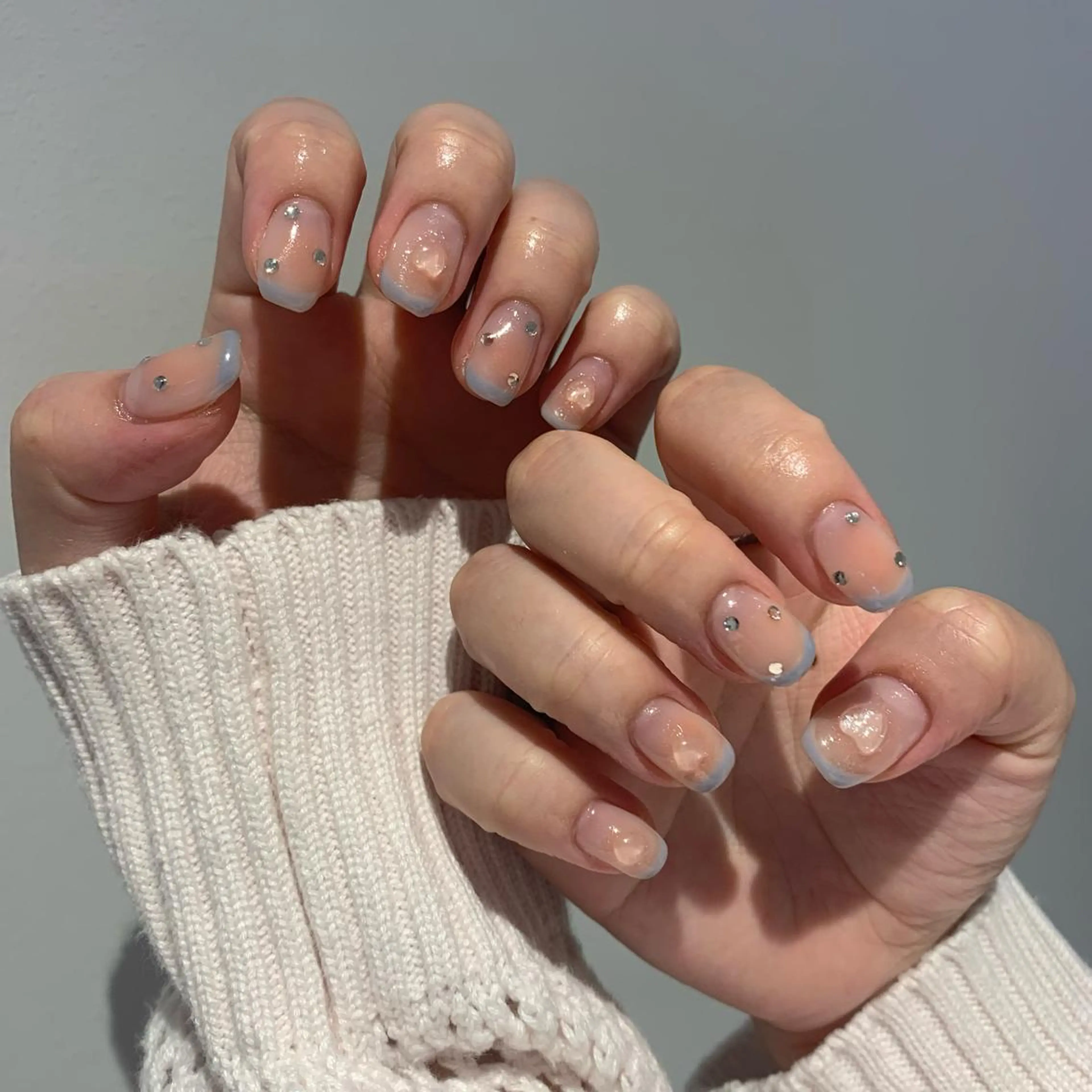 ネイル チークネイル マキノ ユイのネイルデザイン