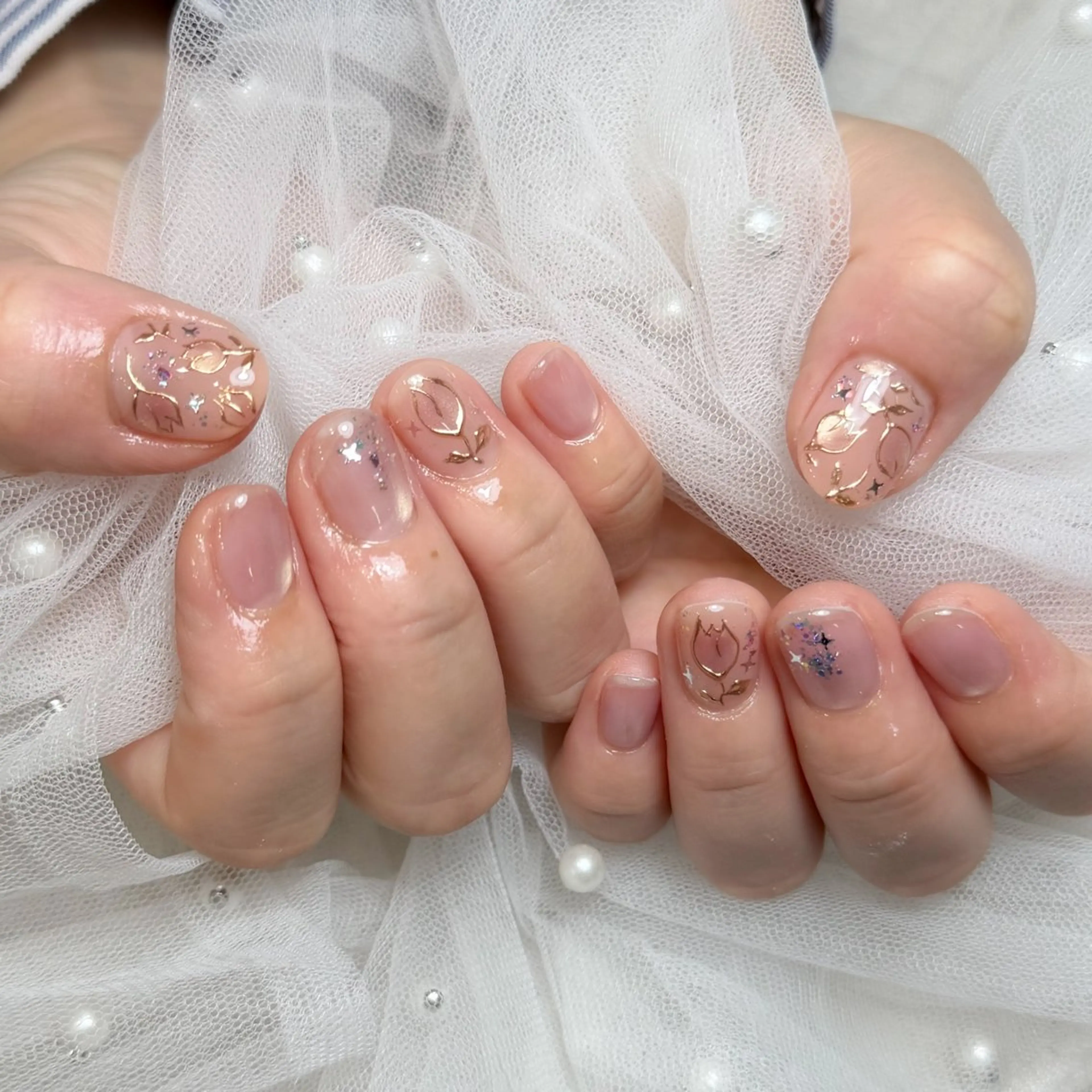 ネイル ハンドネイル フットネイル 岡部 彩美のネイルデザイン