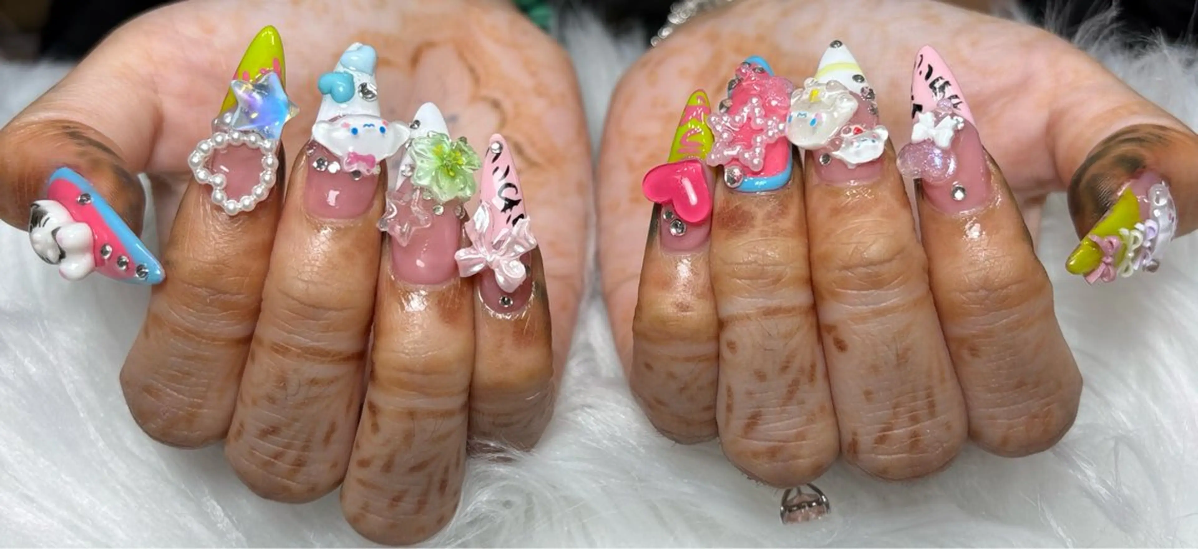 ネイル アートネイル 長さ出し ジェルネイル マグネットネイル ニュアンスネイル なな_ CloudyChanのネイルデザイン