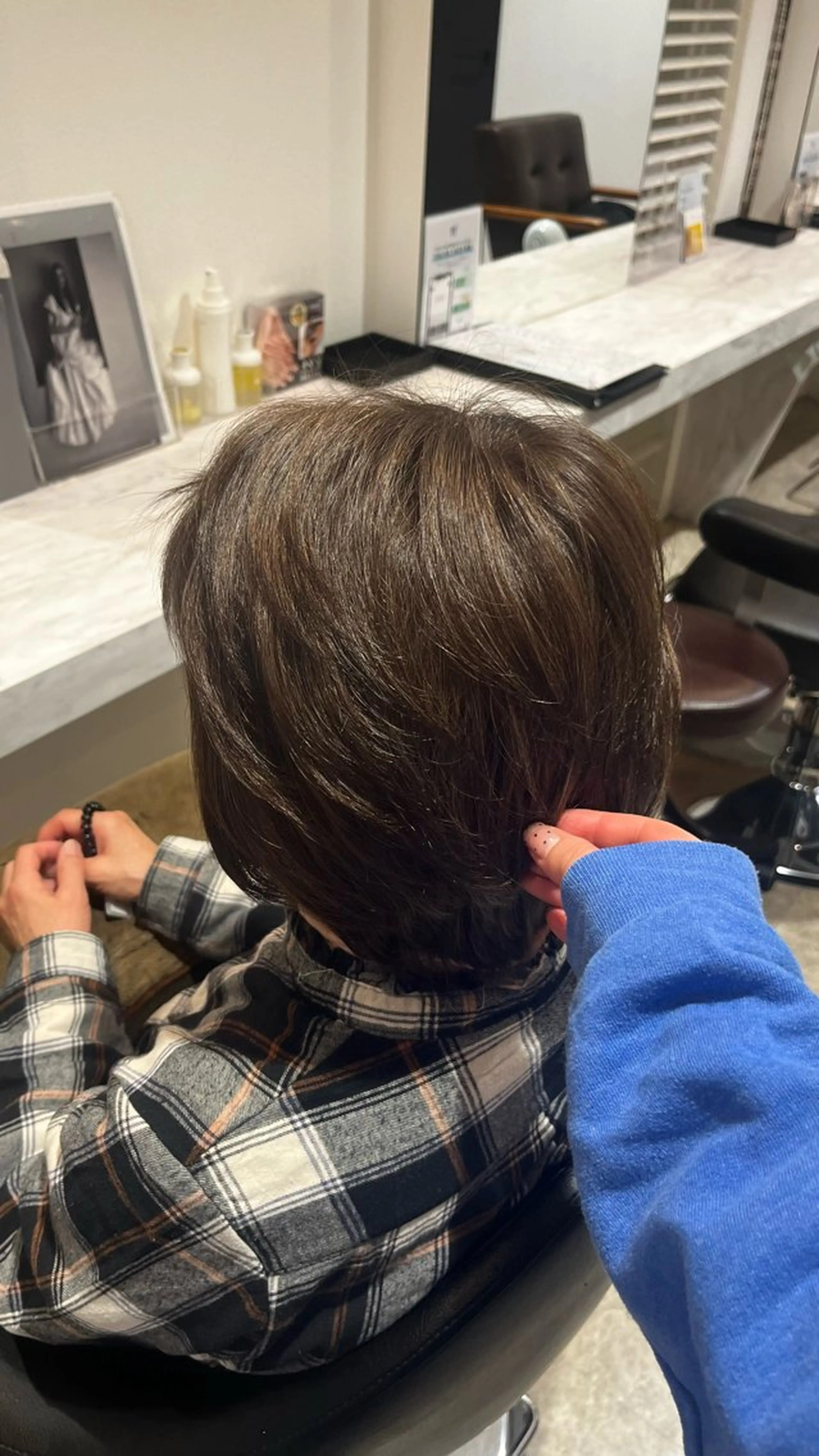 ショート カラー ヘアカラー 山内 心春のヘアスタイル