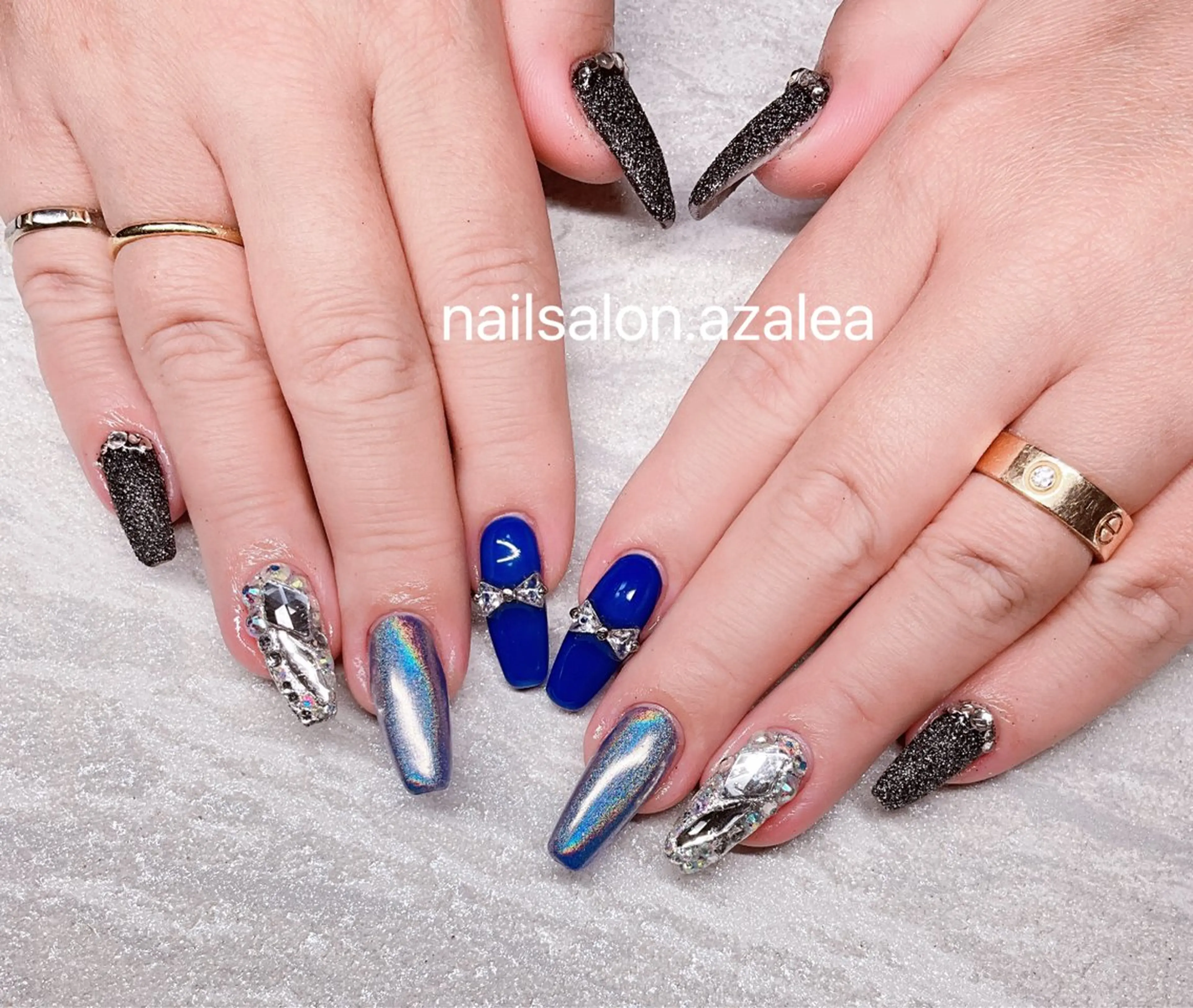 ネイル ハンドネイル R inのネイルデザイン