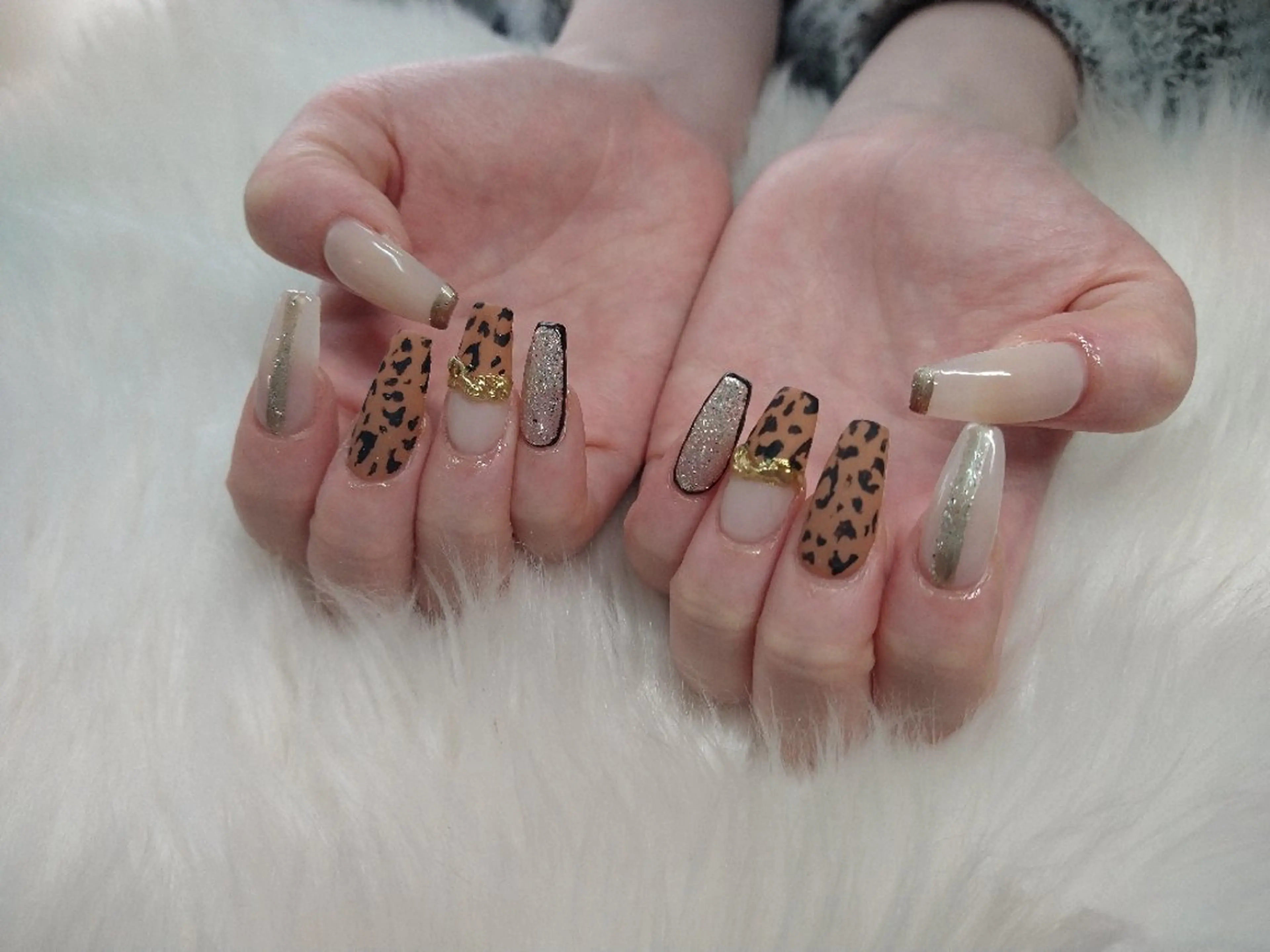 ネイル Rich to 大須賀のネイルデザイン