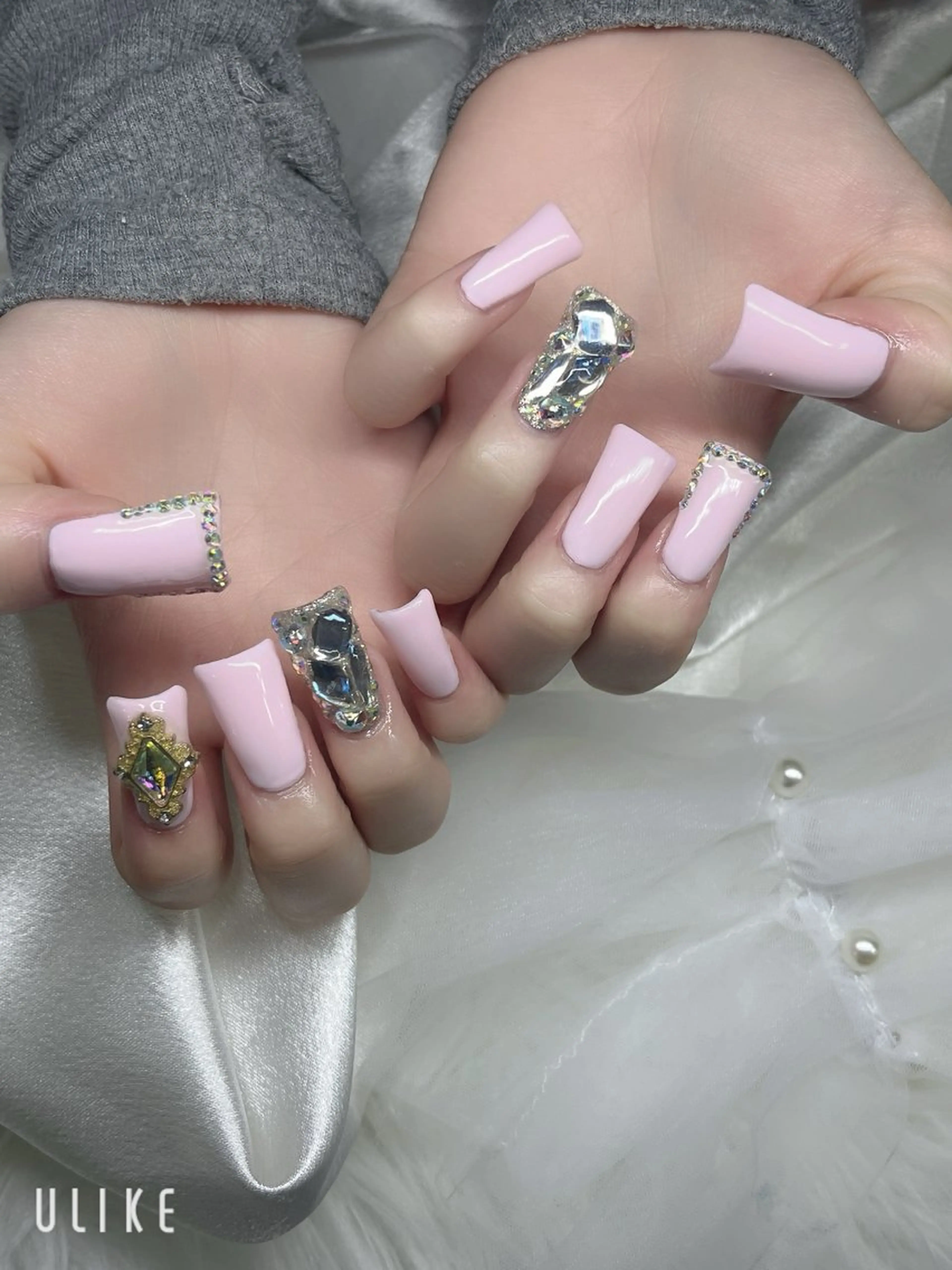 ネイル ハンドネイル YOLO NAILのネイルデザイン