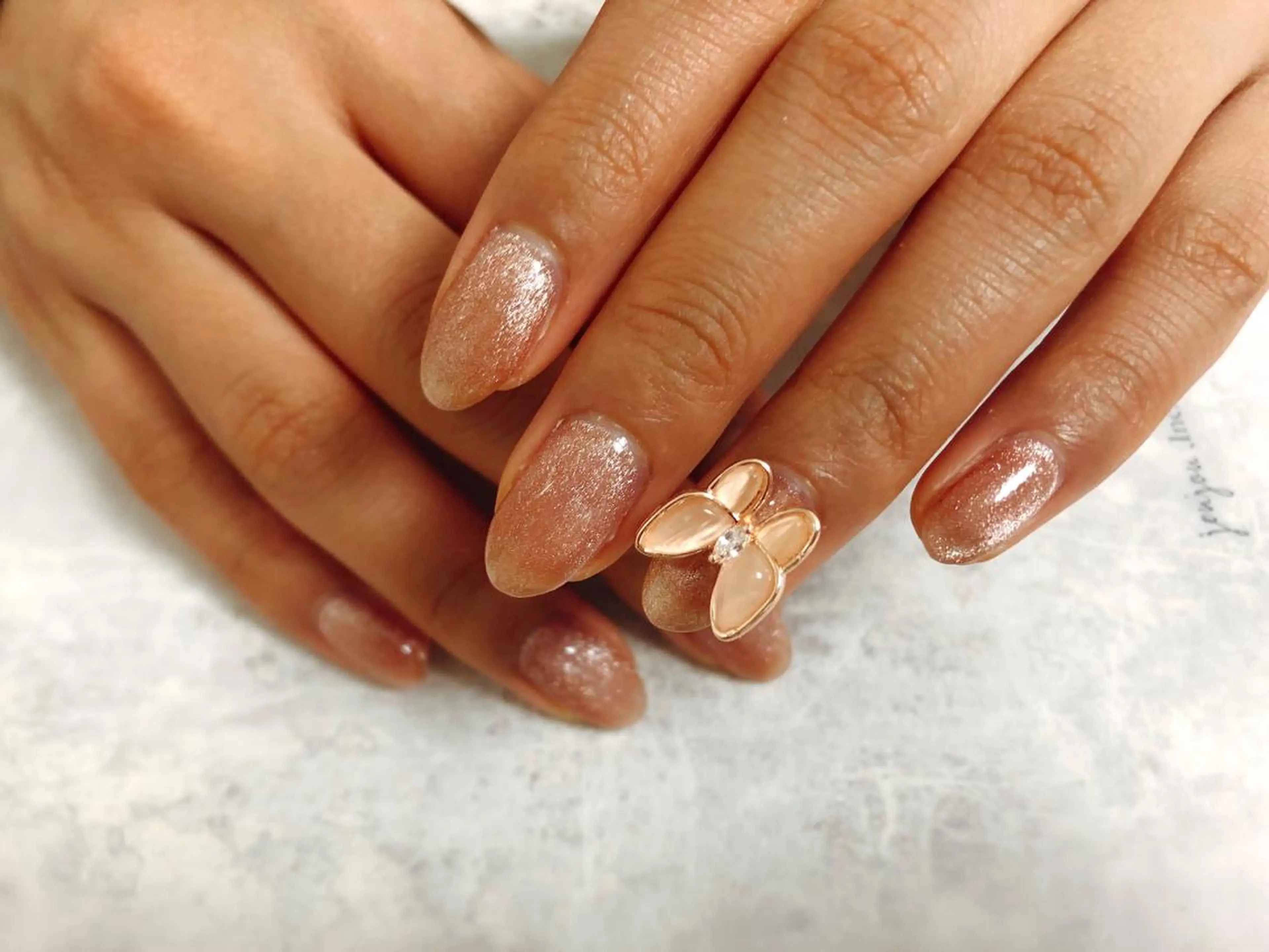 ネイル マグネットネイル kiki nail &brow二子玉川の眉毛・アイブロウイメージ